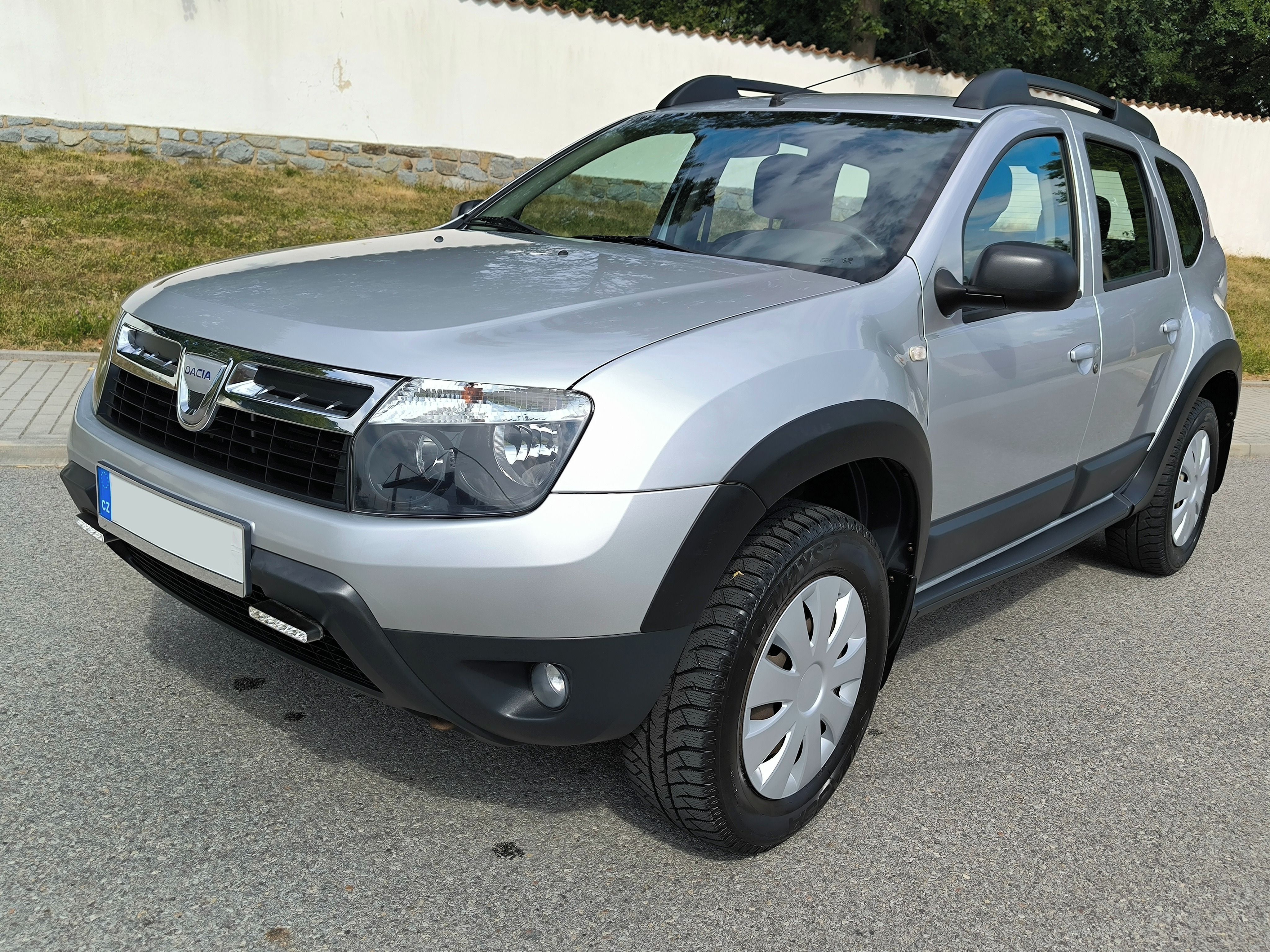 Dacia Duster, 1.6 16V 77kw 4X4 - DOBRÝ STAV - fotka 2