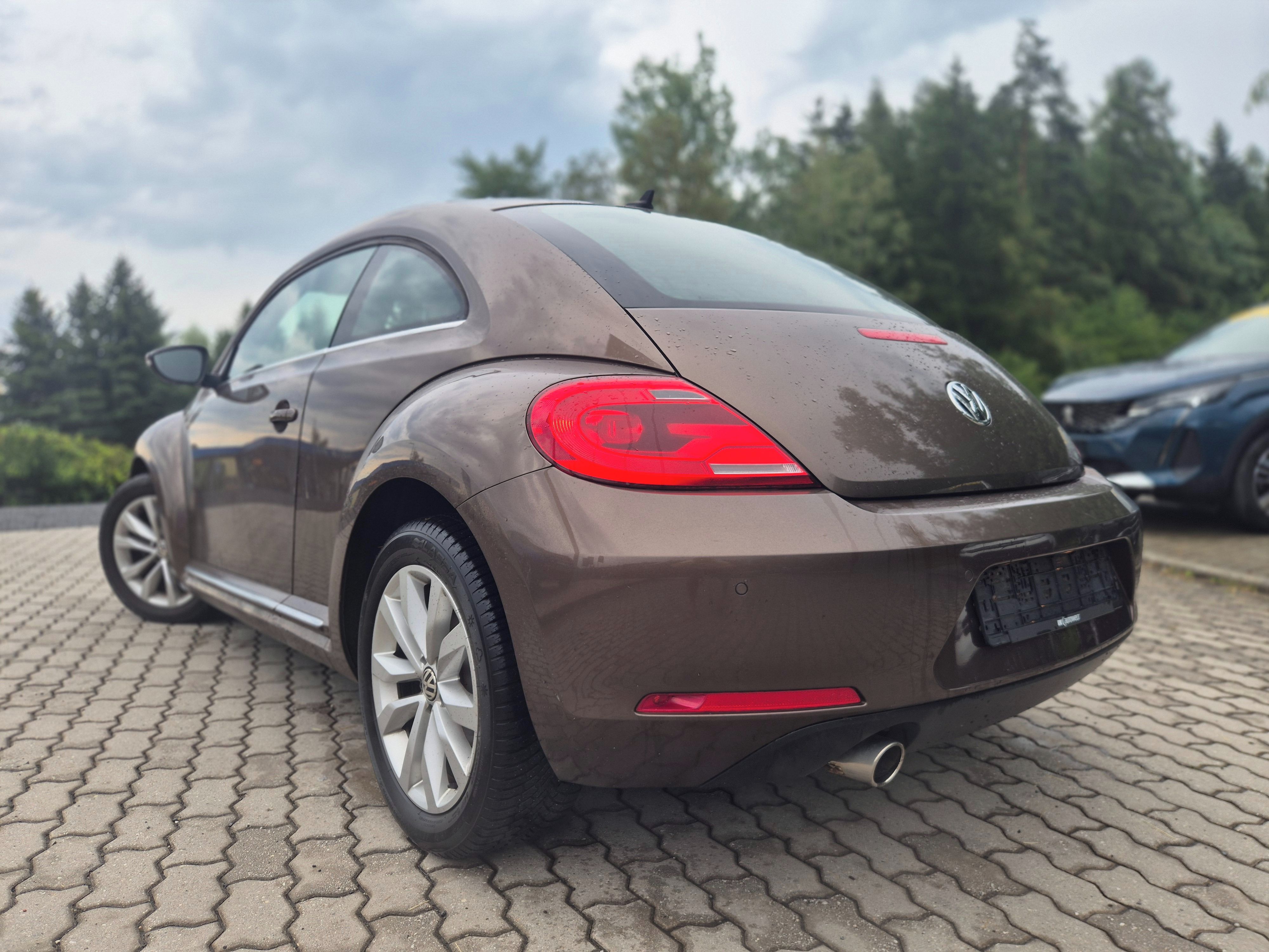Volkswagen Beetle, DESIGN TOP VÝBAVA A STAV - fotka 2