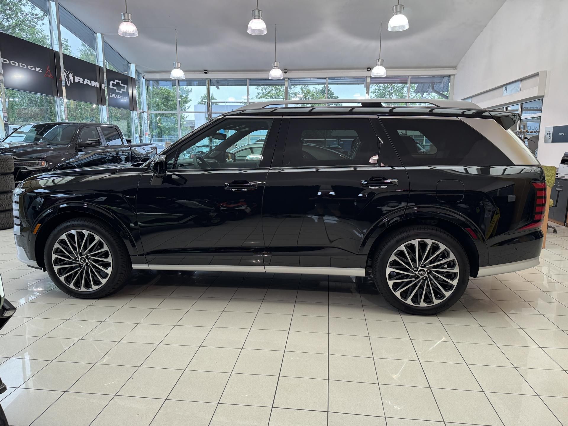 Hyundai Palisade, AWD 3,5 Ultimate Calligraphy - fotka 2