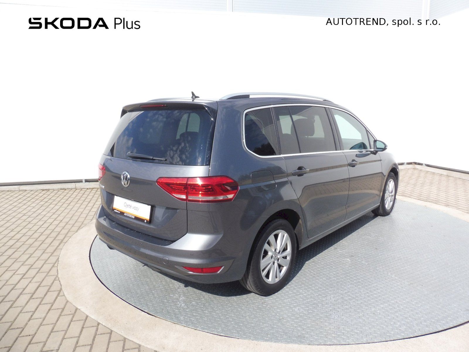 Volkswagen Touran, Maraton Edition 1,5 TSI 110kW - fotka 2