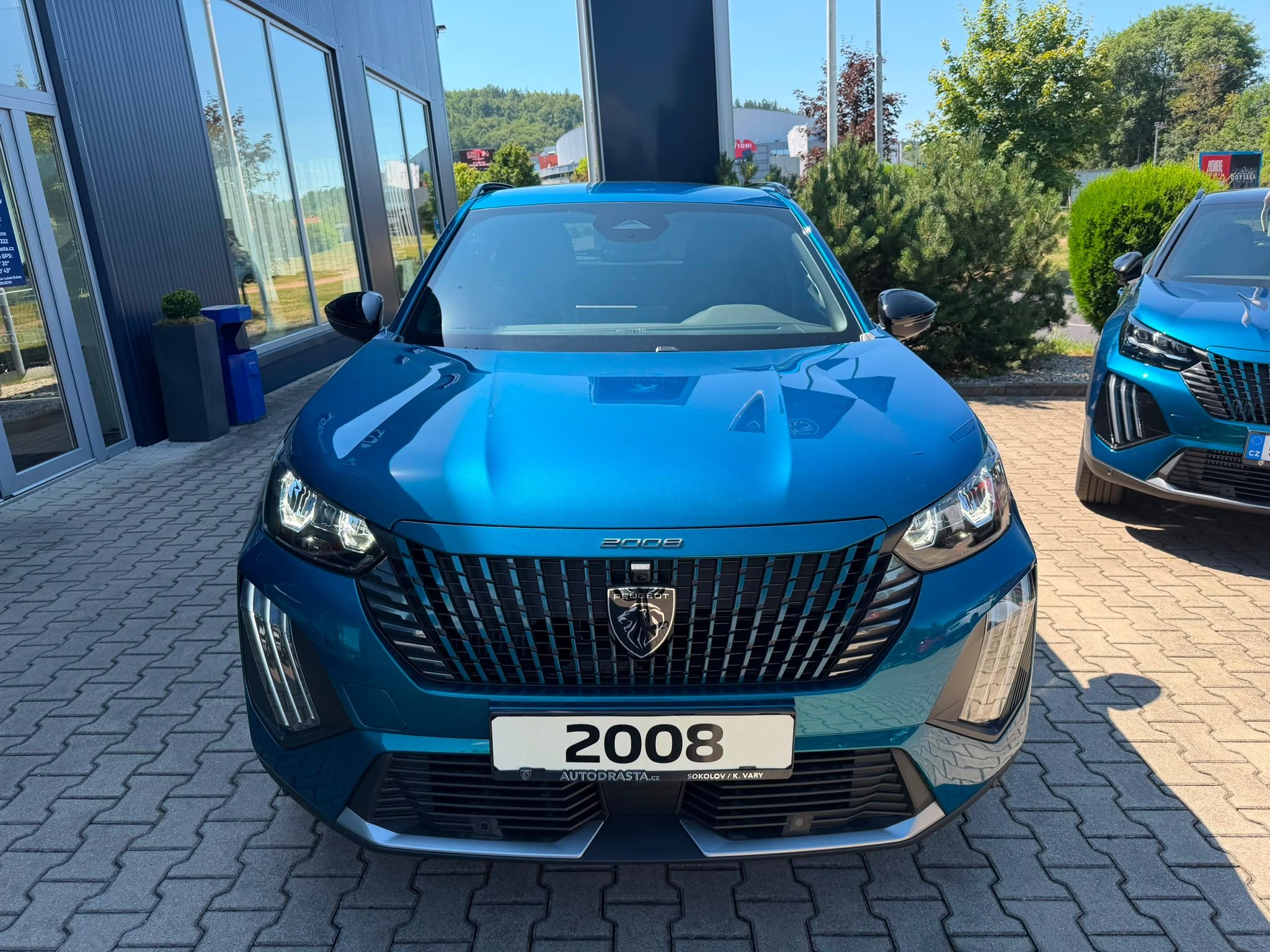 Peugeot 2008, ALLURE Turbo 100 MAN6 Sklad - fotka 2