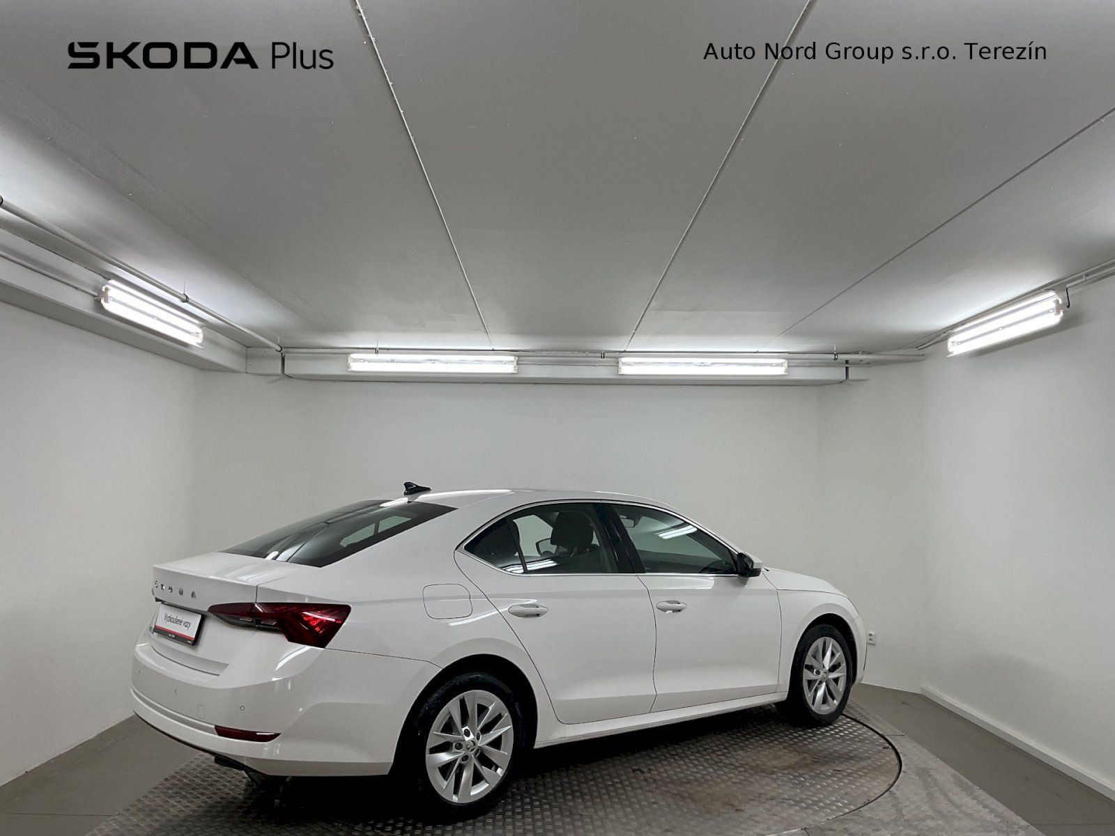Škoda Octavia, 2.0 TDI 85kW DSG Style - fotka 2