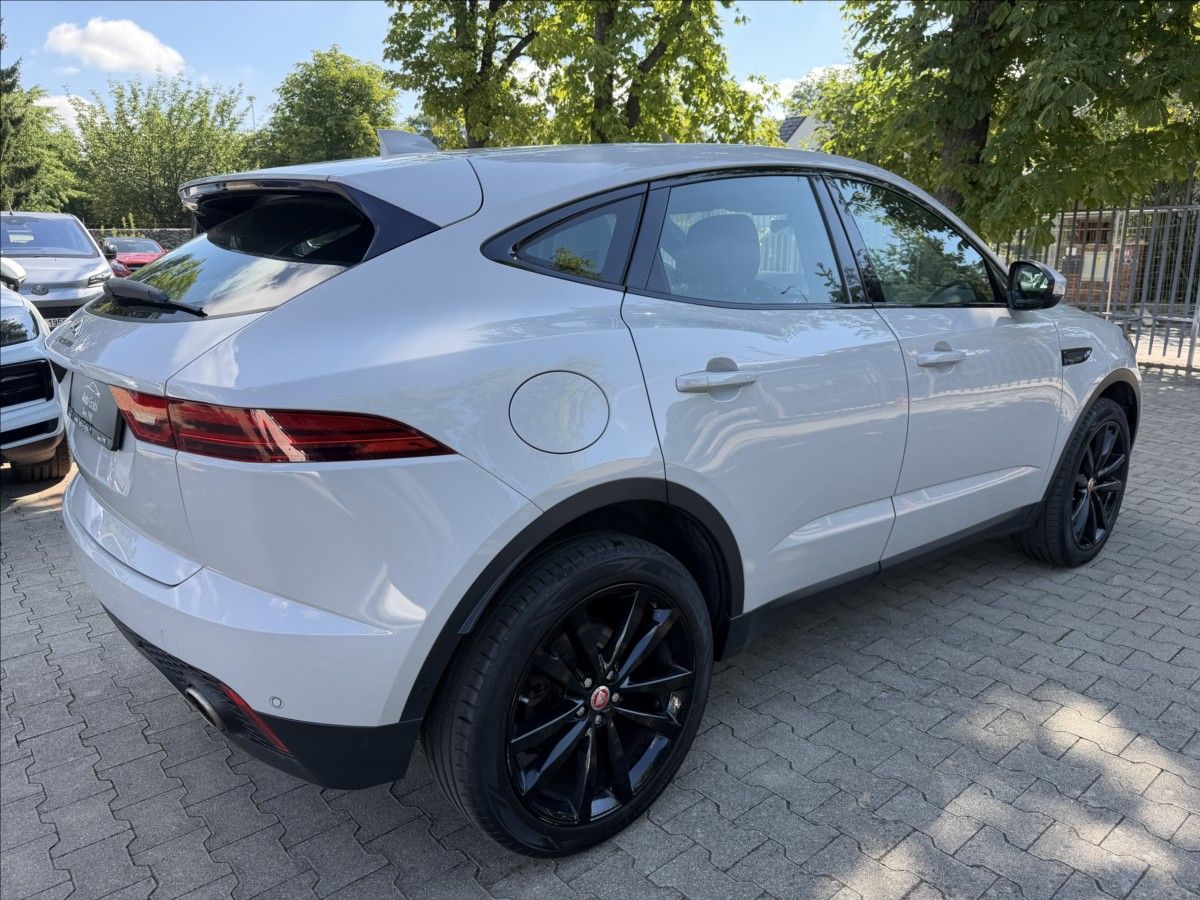 Jaguar E-Pace, 2.0 D180 První majitel ČR - fotka 5