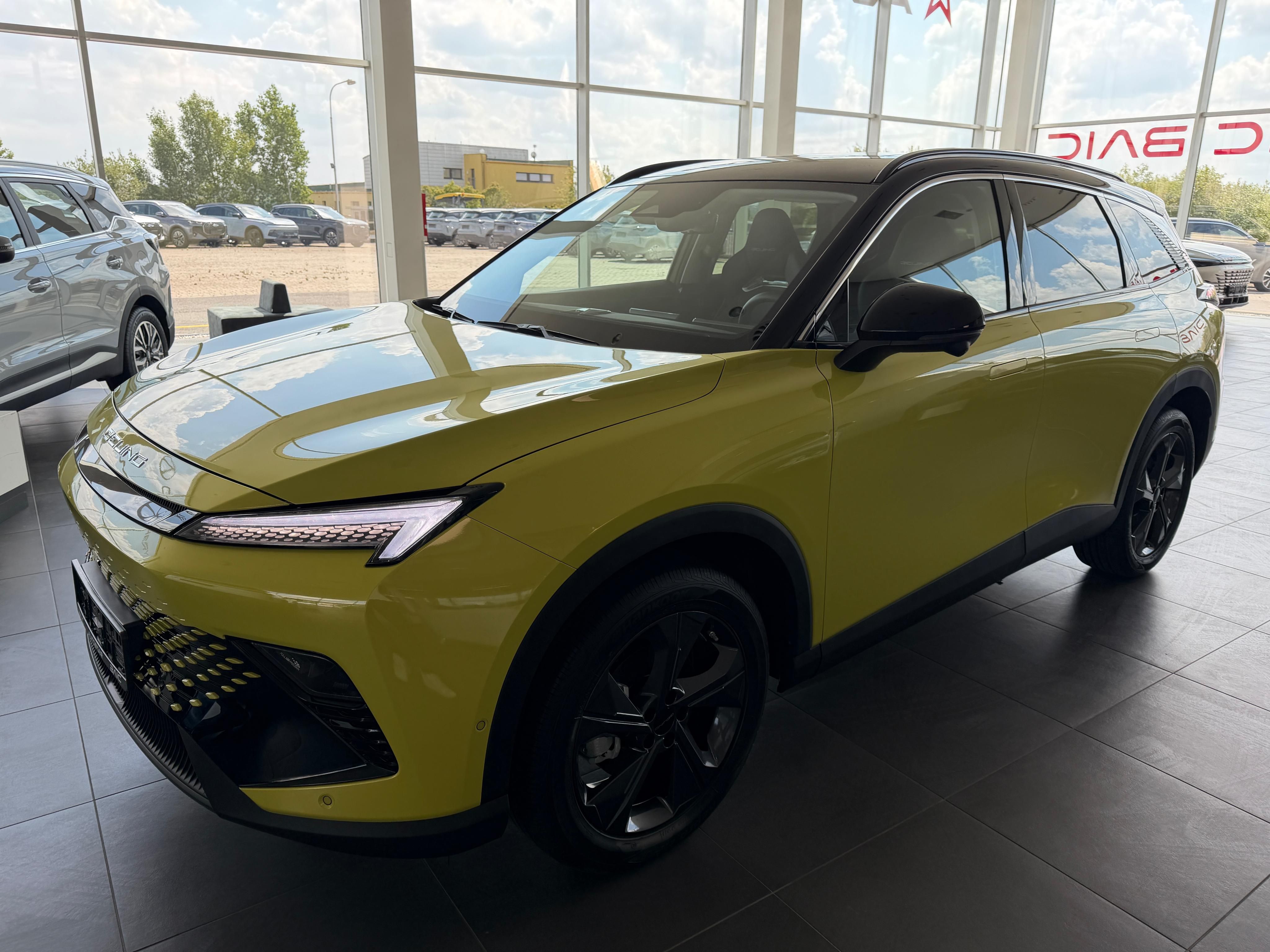 BAIC X55, ALL IN 130KW PANORAMA DCT - fotka 3