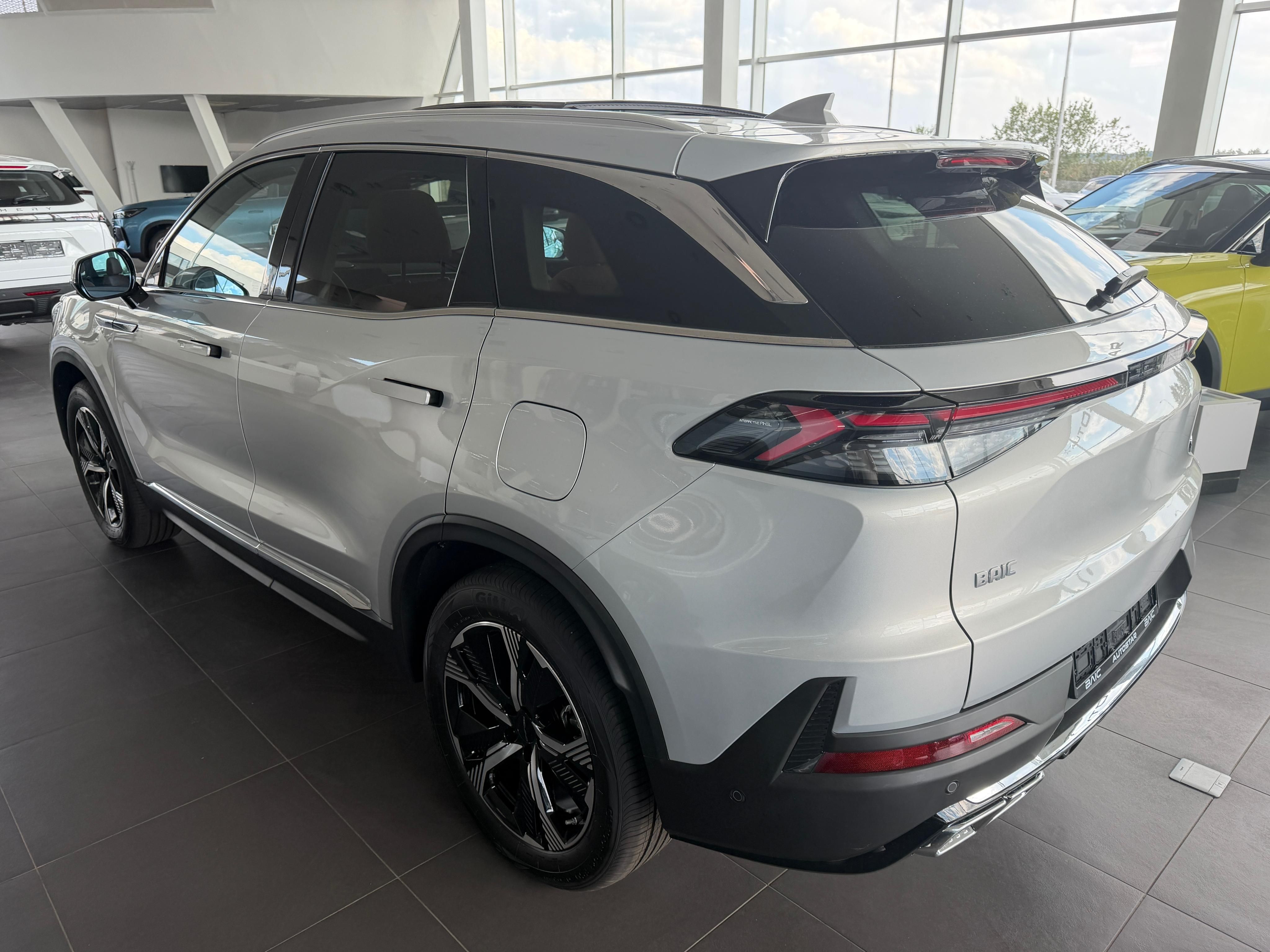 BAIC X7, ALL IN 130KW PANORAMA DCT - fotka 5