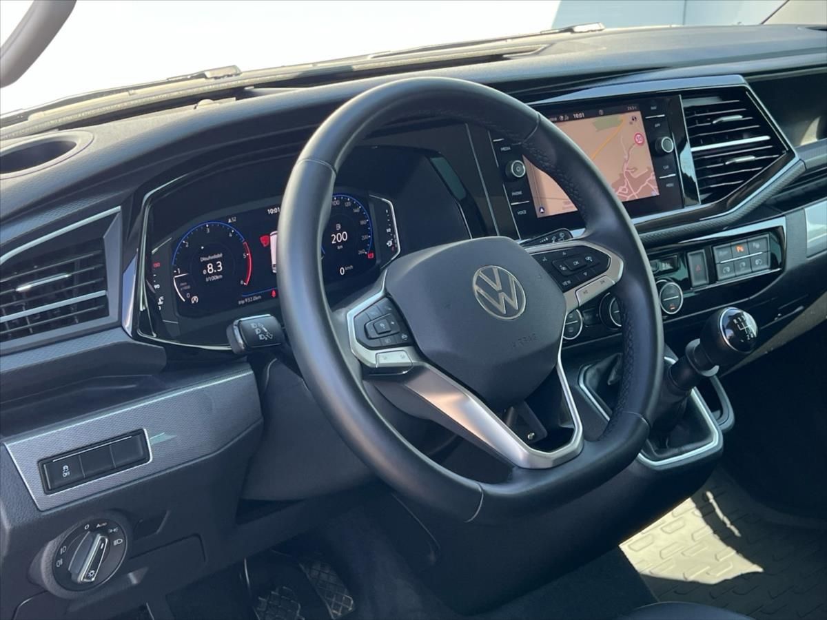 Volkswagen Multivan, 2,0 TDi 110kW BULLI  T6.1 - fotka 6