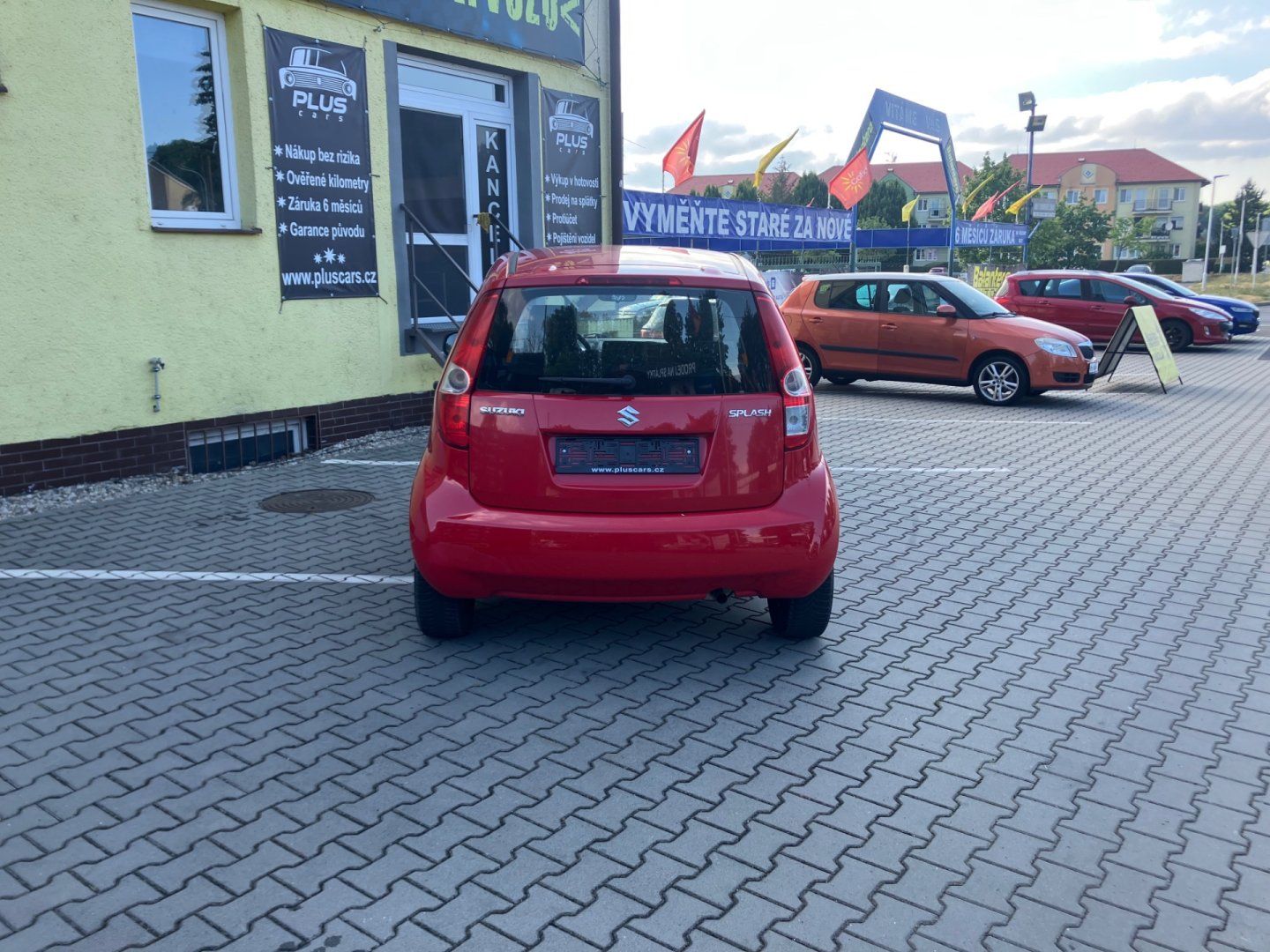 Suzuki Splash, 1,0i(48kW)*STK DO 7/2028* - fotka 4