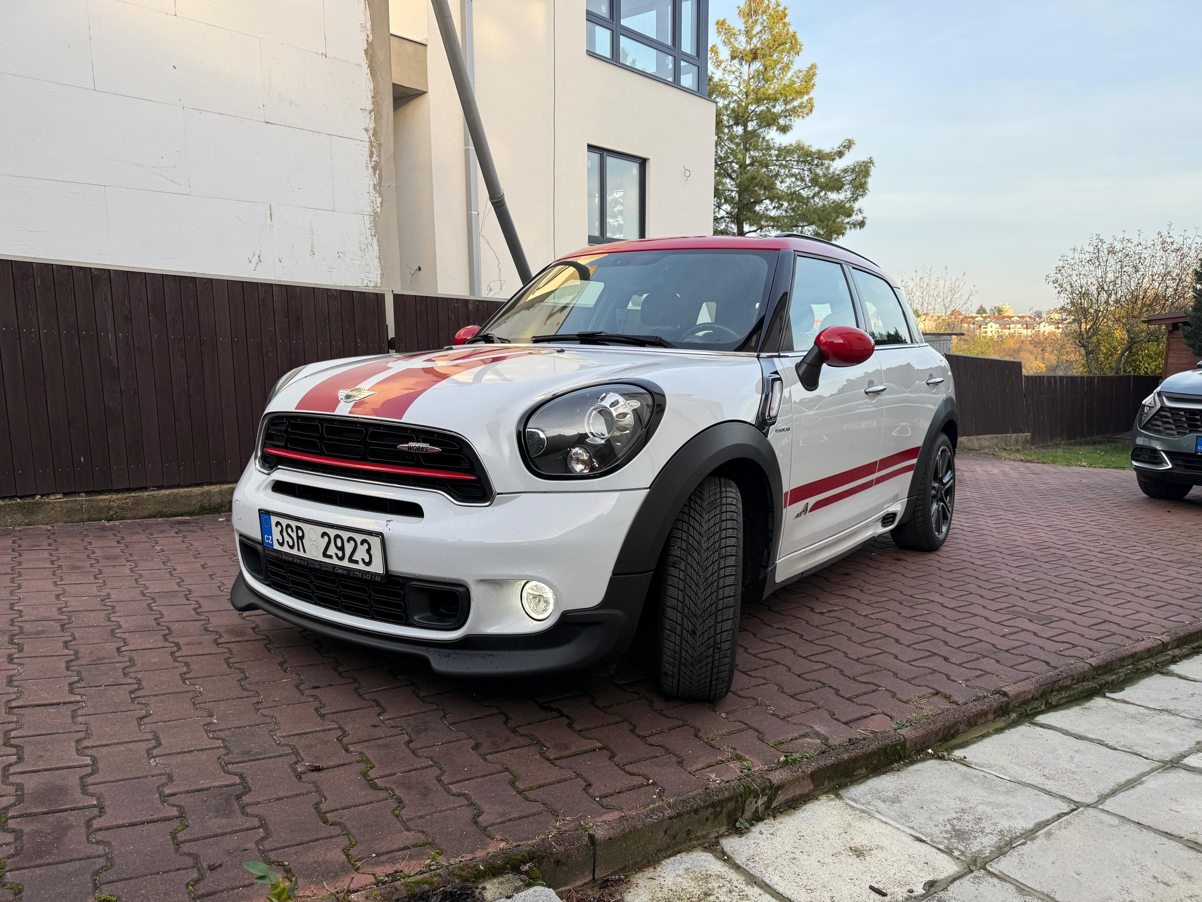 Mini Countryman, Countryman John Cooper Works