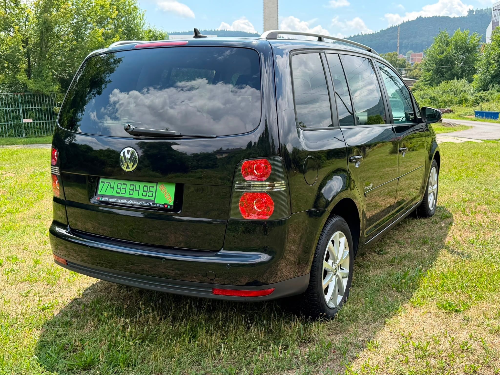 Volkswagen Touran, 1,6 MPI FREESTYLE - TOP KM! - fotka 6