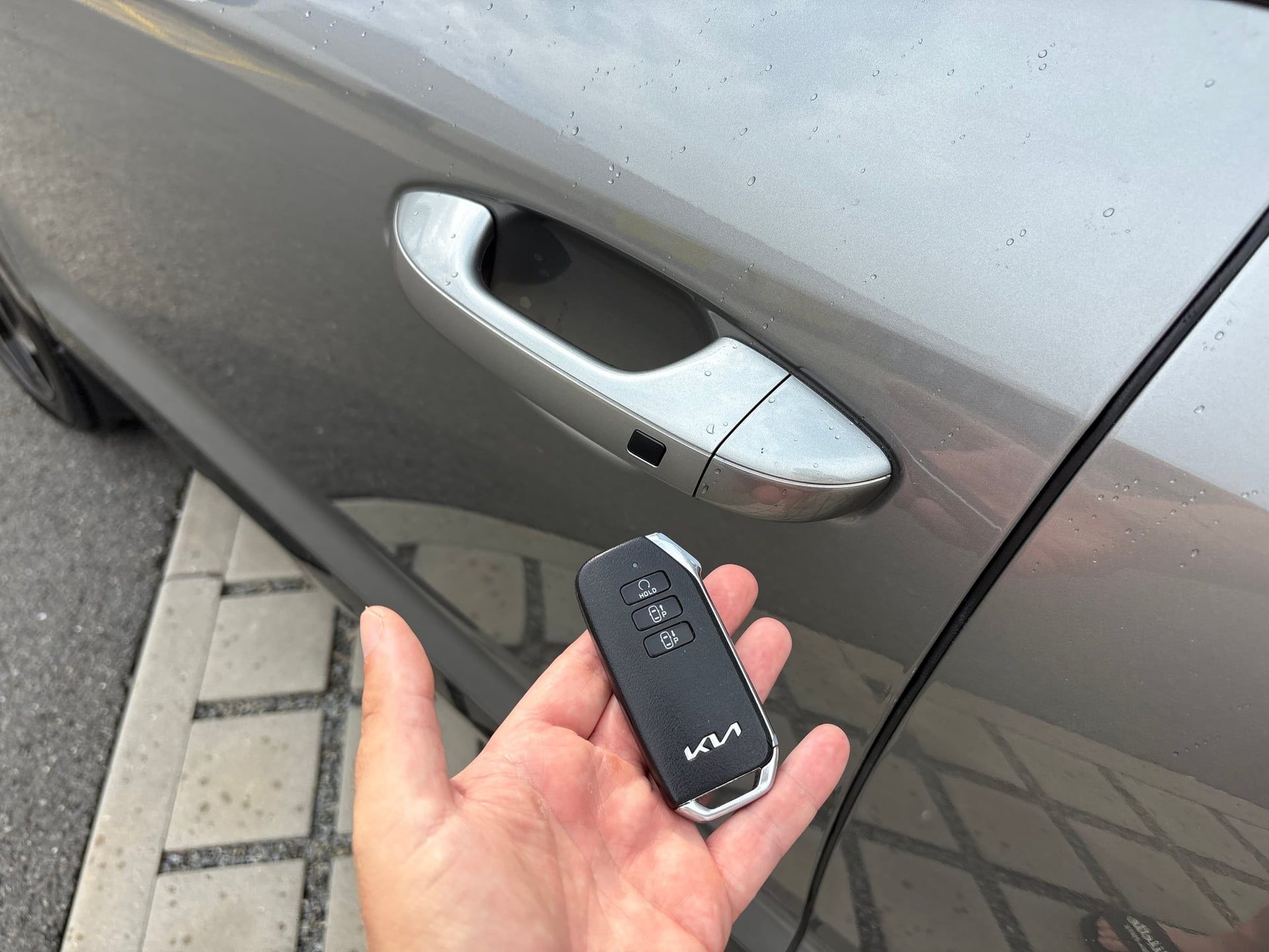 Kia Niro, 1.6 GDI/HEV/Premium/ČR/záruka - fotka 5