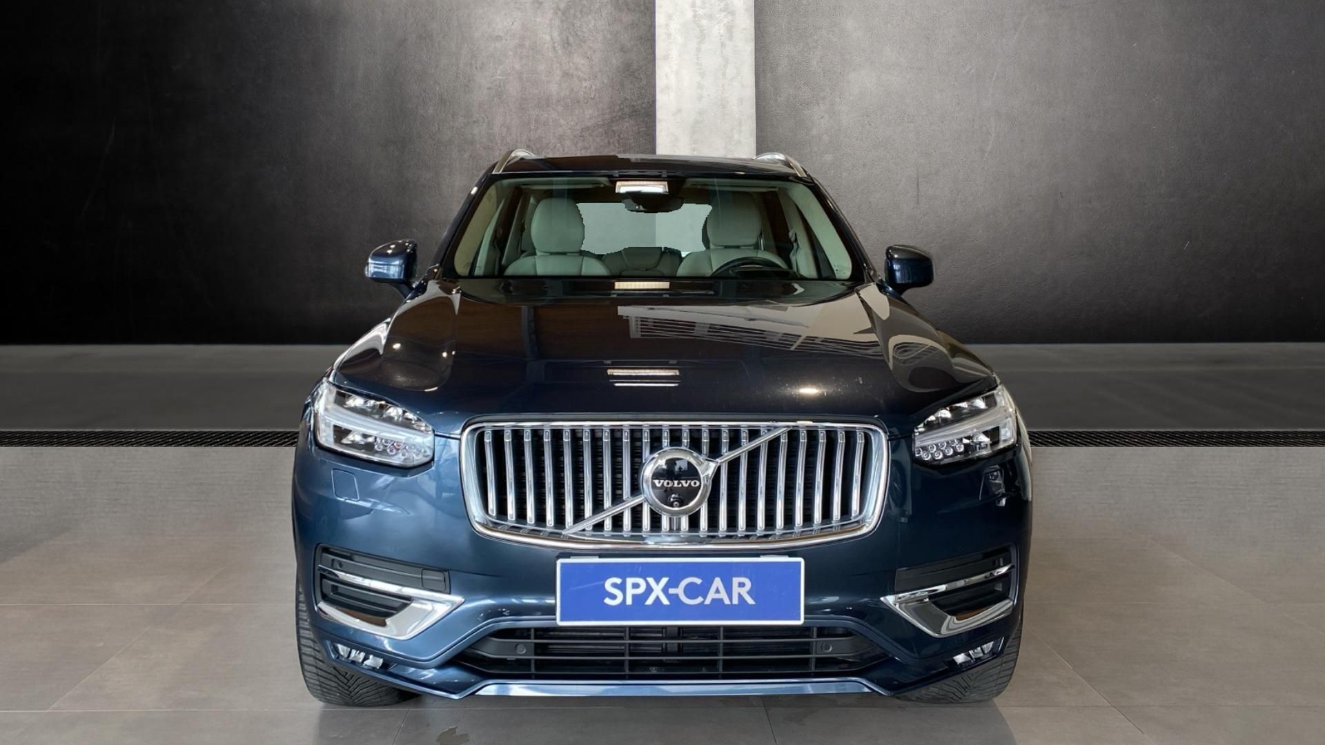 Volvo XC90, ULTIMATE BRIGHT, B5 AWD, 173+1 - fotka 2