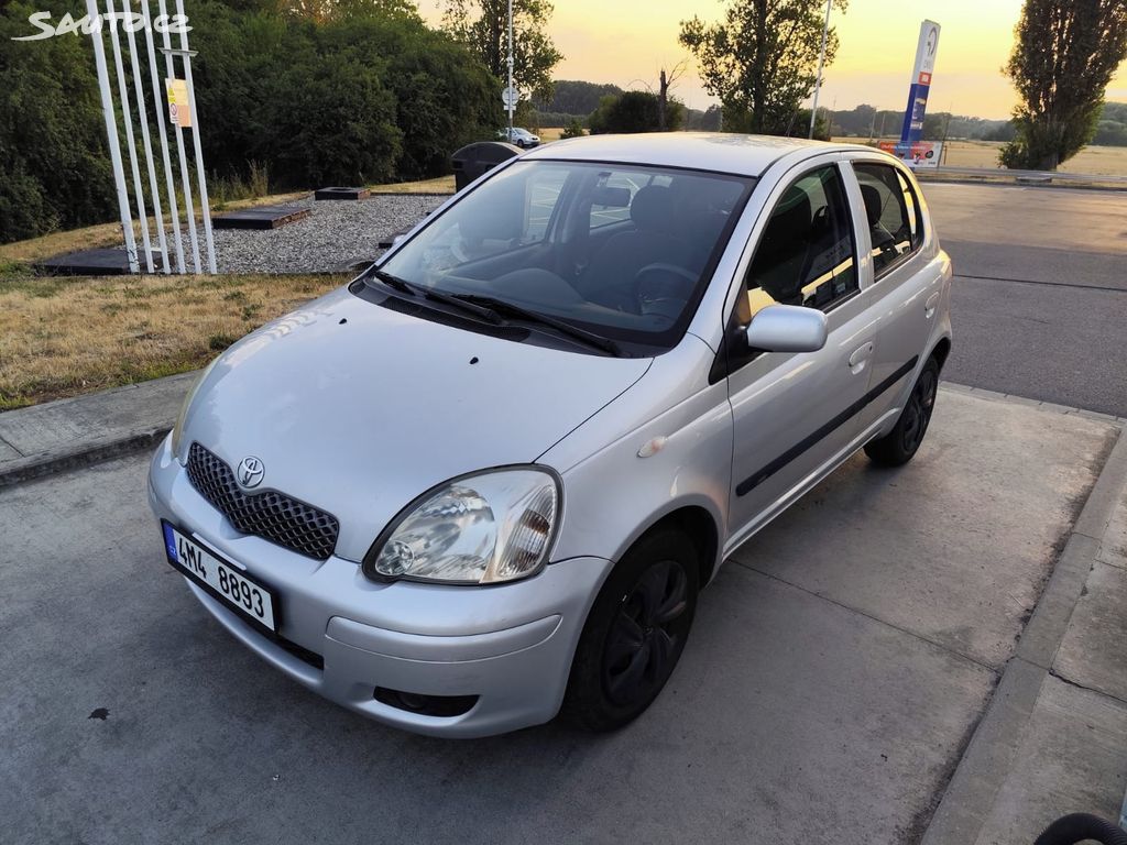 Toyota Yaris, 2005, 1.0, servisováno