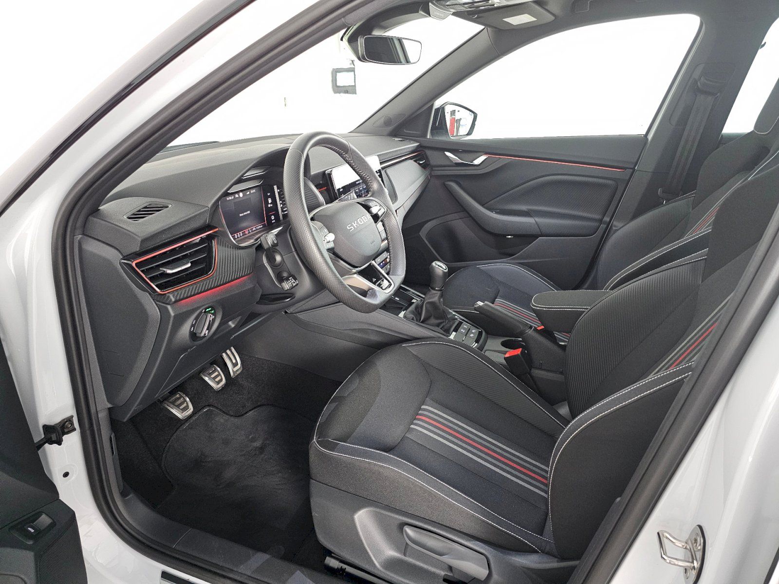 Škoda Kamiq, 1.0TSi 85kW MONTE CARLO TAŽNÉ - fotka 6