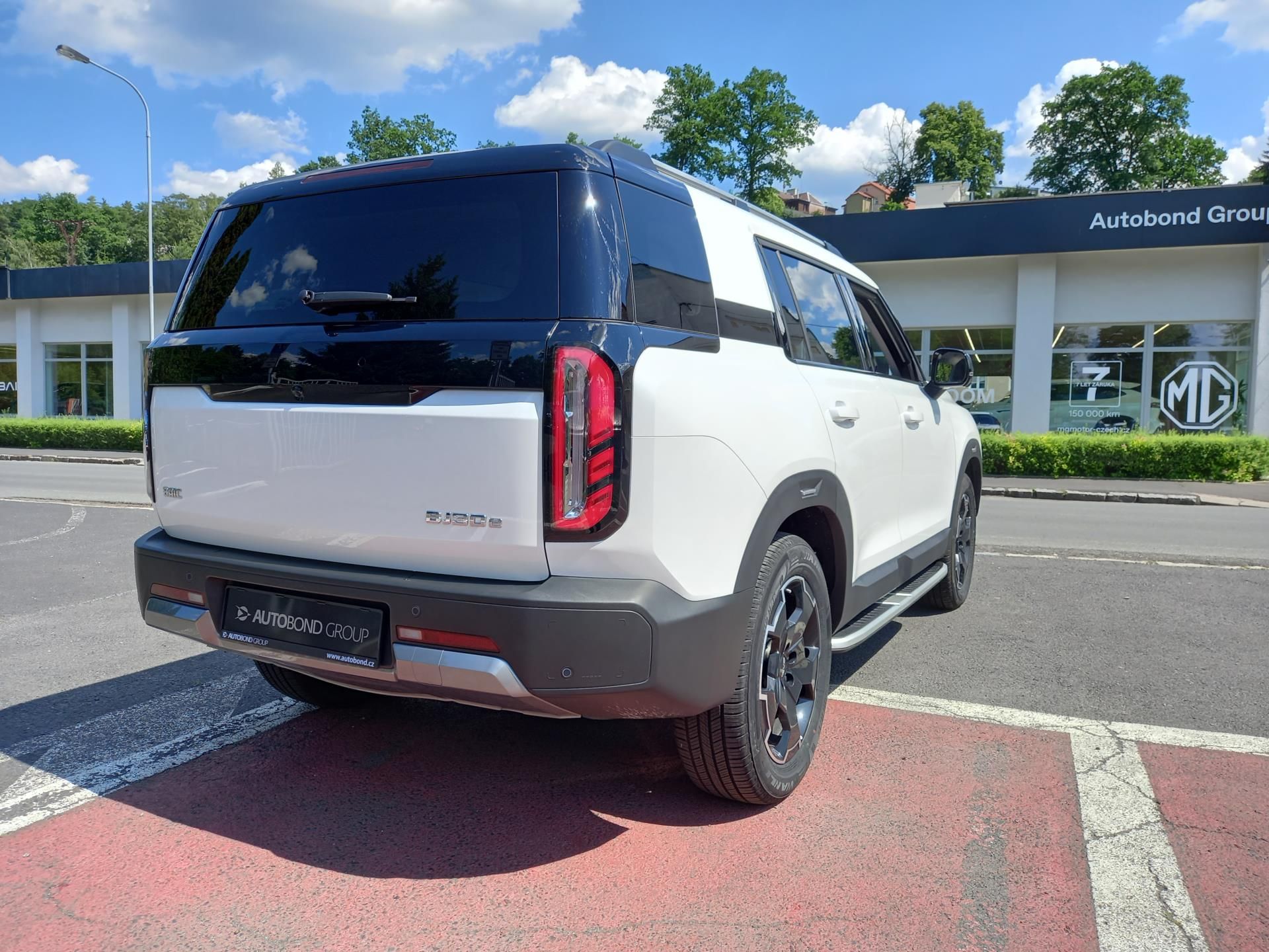 BAIC BJ30, ALL IN 1.5T 209kW HEV 4x4 - fotka 5