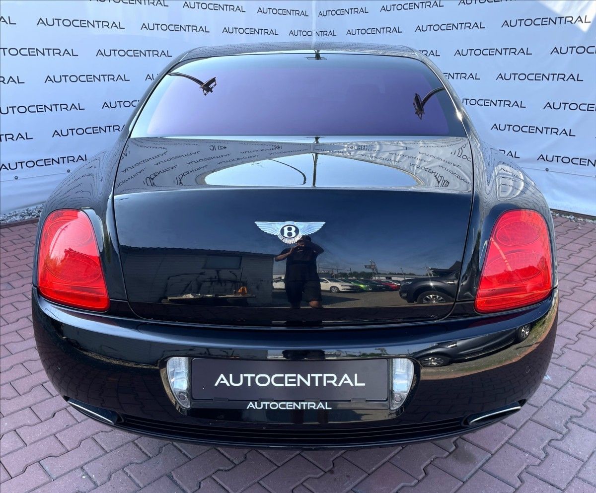 Bentley Continental Flying Spur, 6,0 L,412kW,W12,DOHC 48V,Twin- - fotka 5