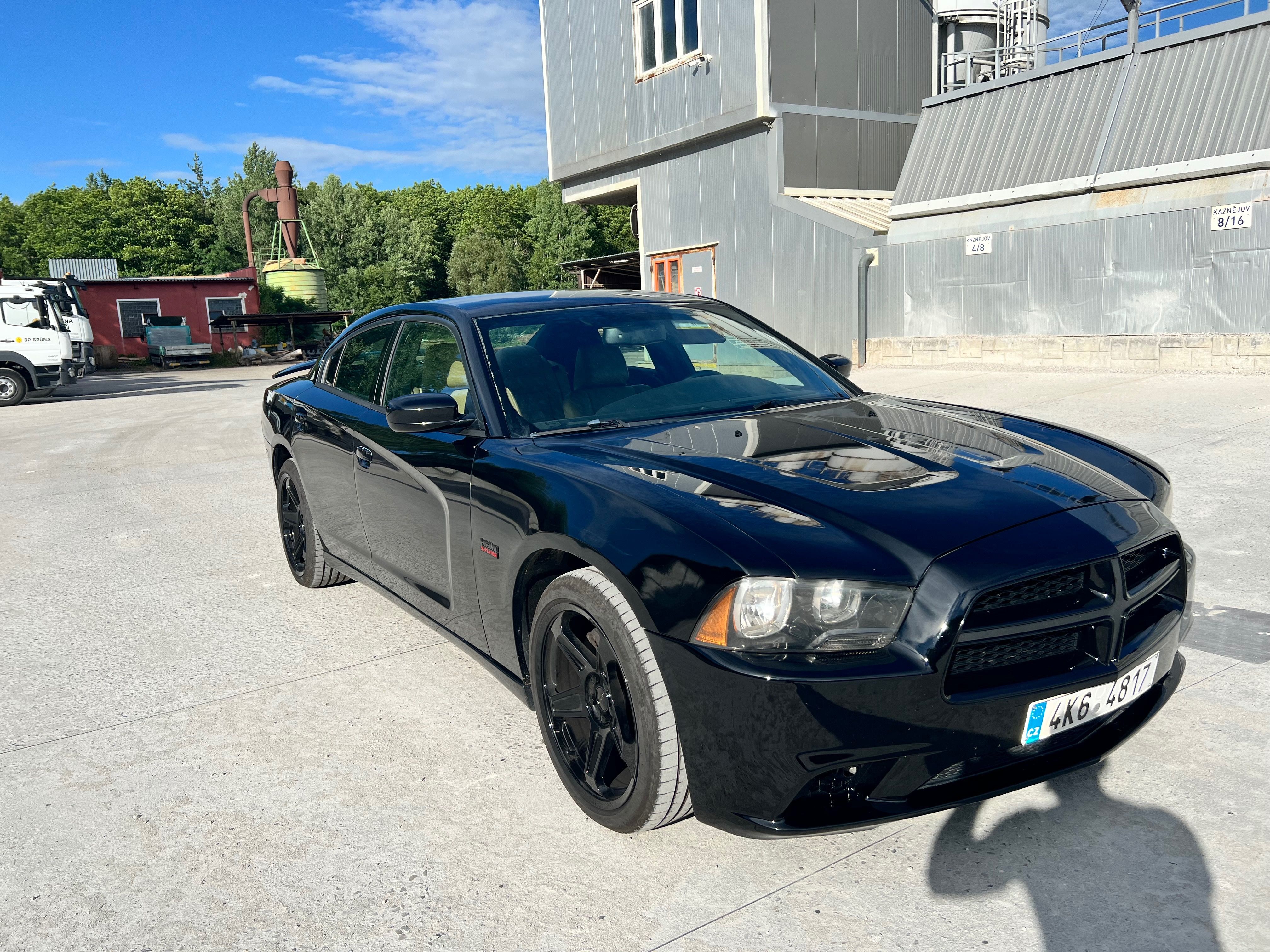 Dodge Charger, 5.7 HEMI - fotka 2