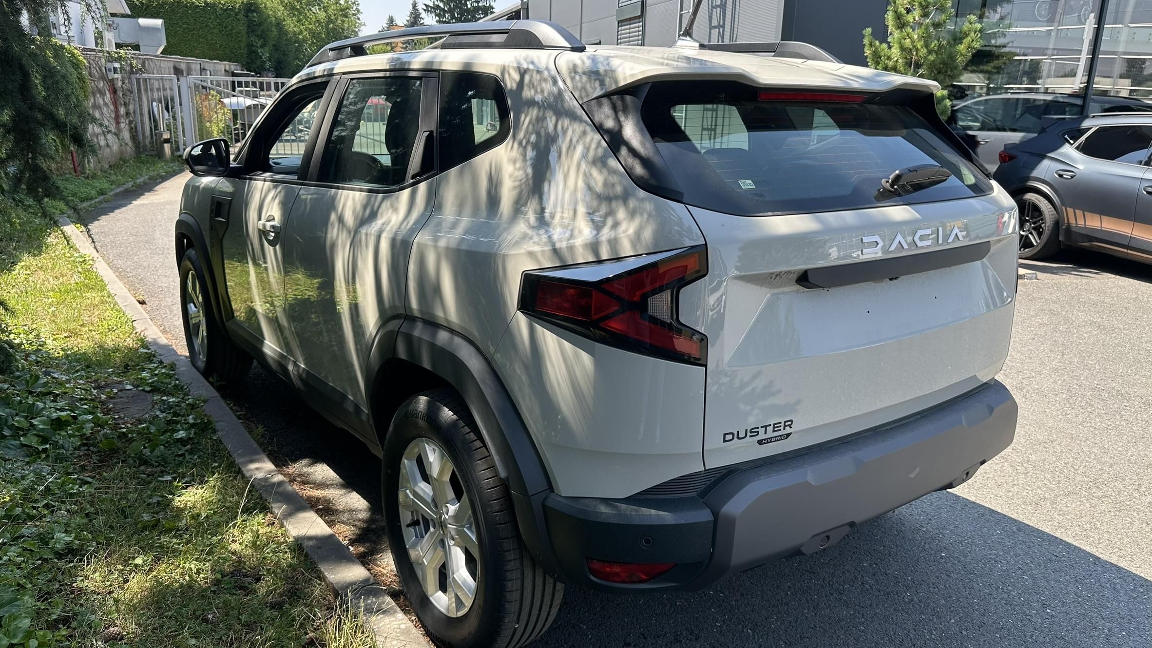 Dacia Duster, Expression Hybrid 155 - fotka 5