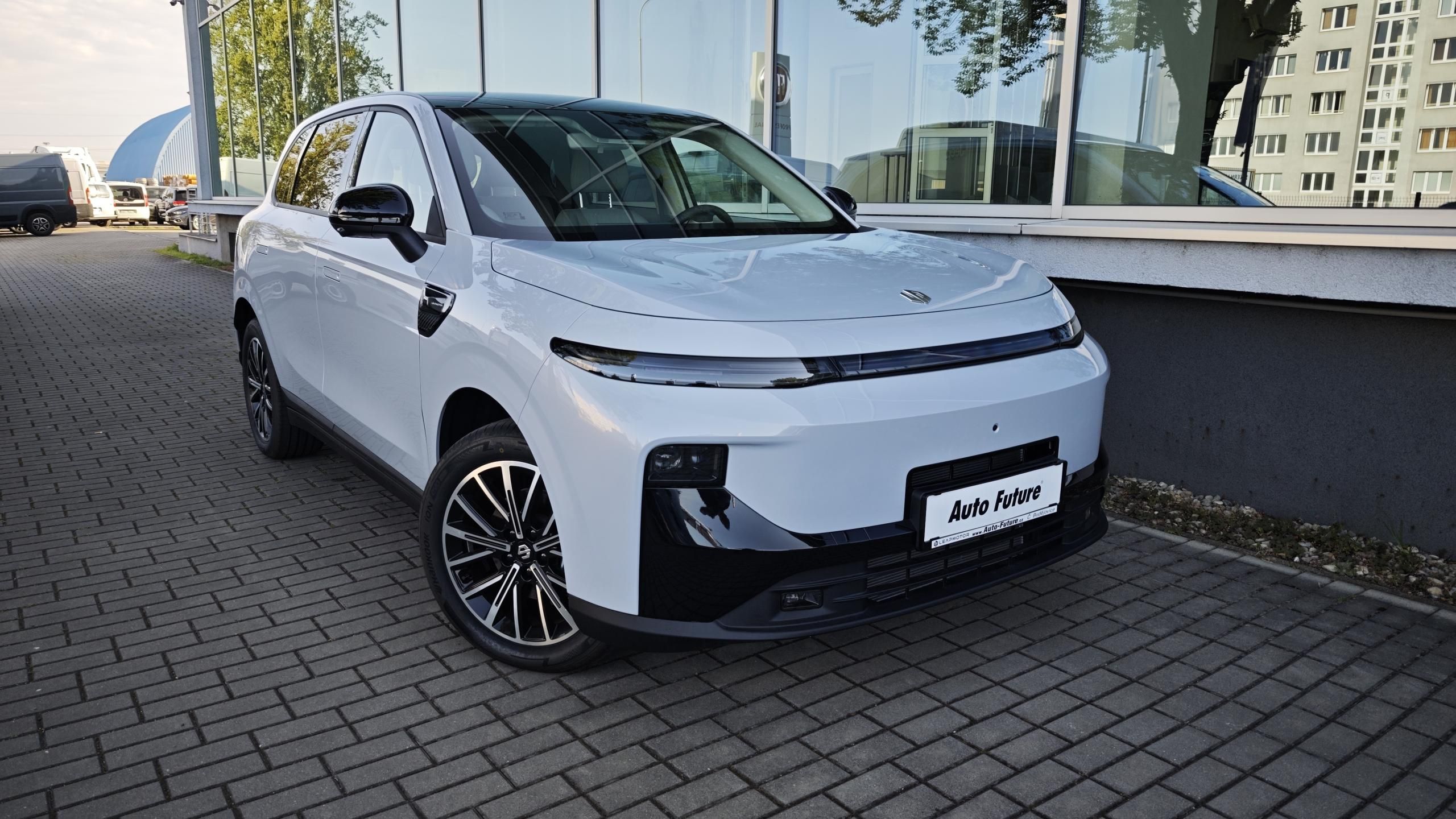 Leapmotor B10, Design 1,5 EV hybrid