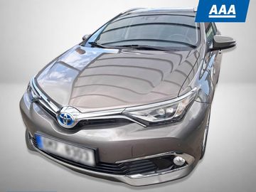 Hybrid, Executive, Automat, ČR