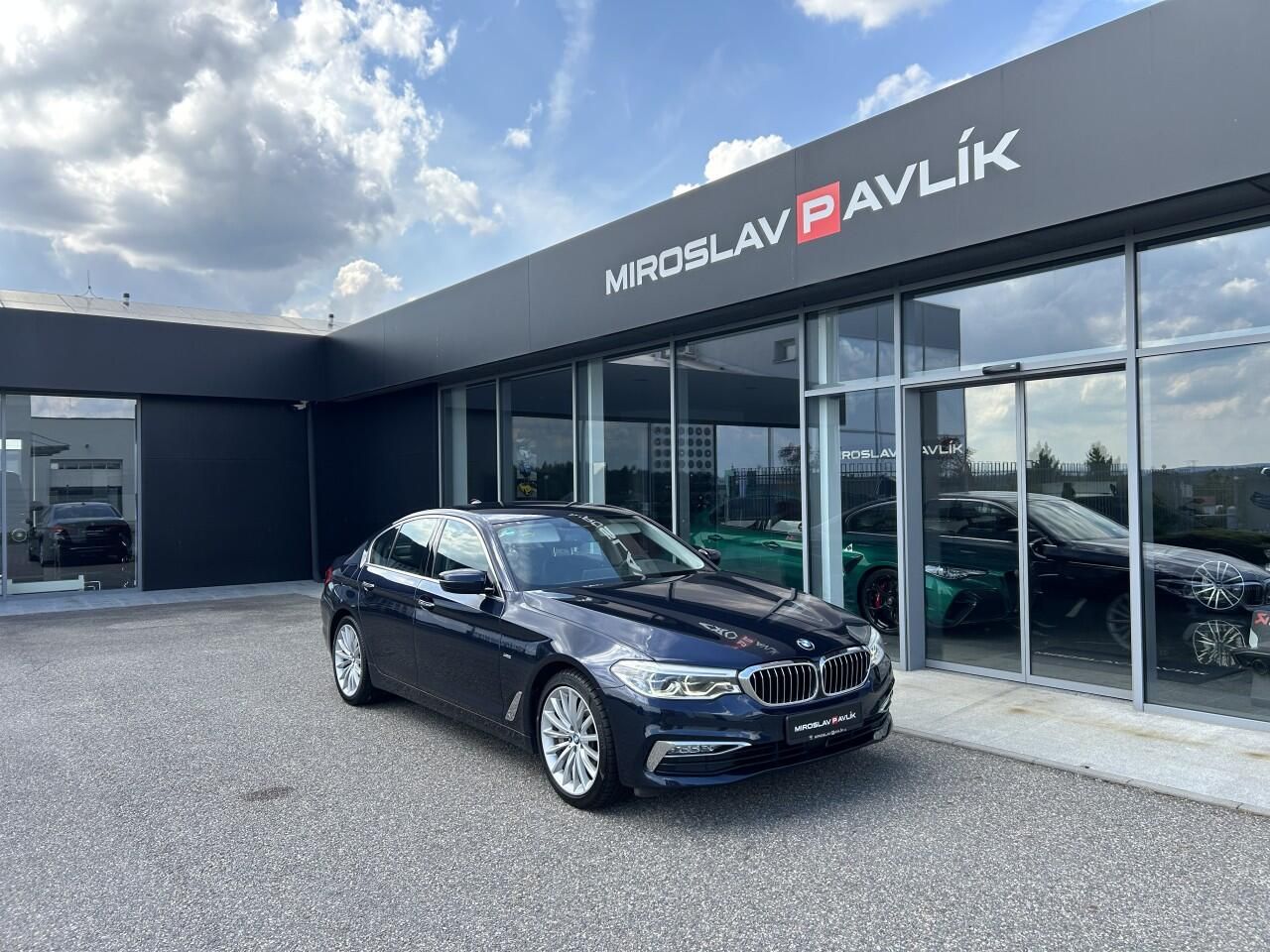 BMW Řada 5, 5540i xDrive Luxury Line