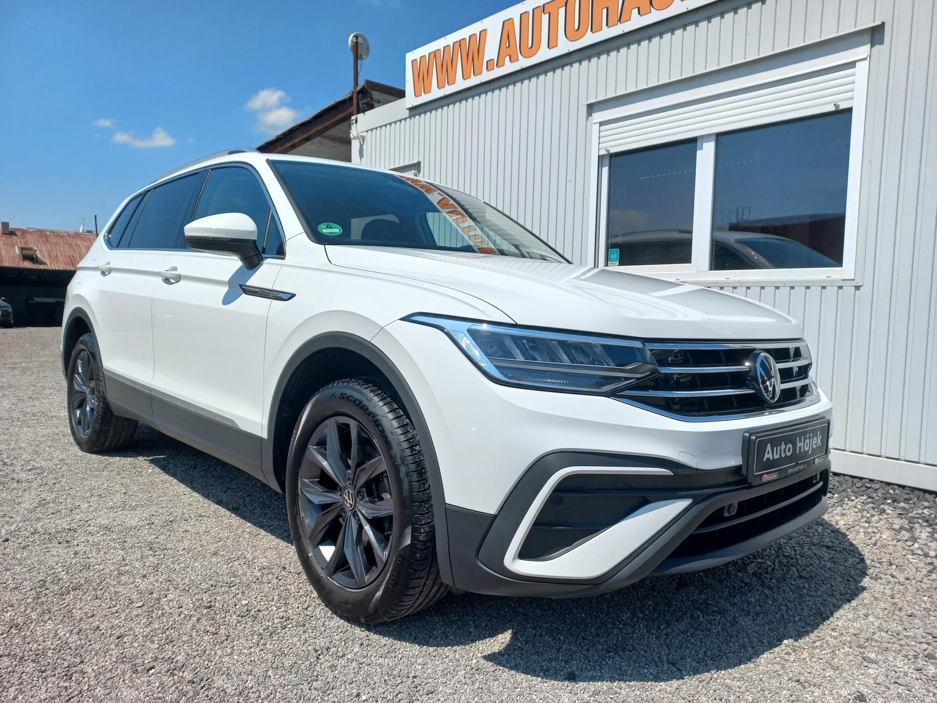 Volkswagen Tiguan Allspace, 2.0TDi 110kW 4x4 DSG ČR DPH - fotka 2