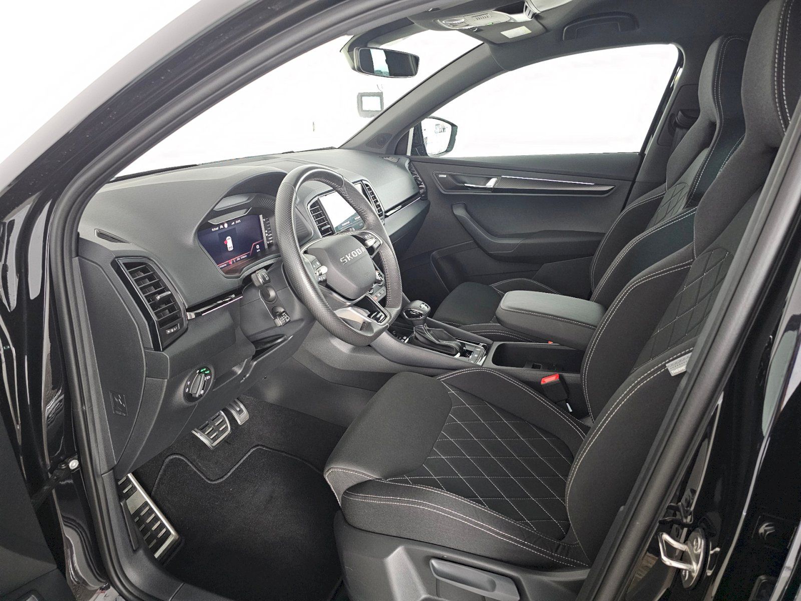 Škoda Karoq, 2.0TSi 140kW 4X4 SPORTLINE TAŽ - fotka 6