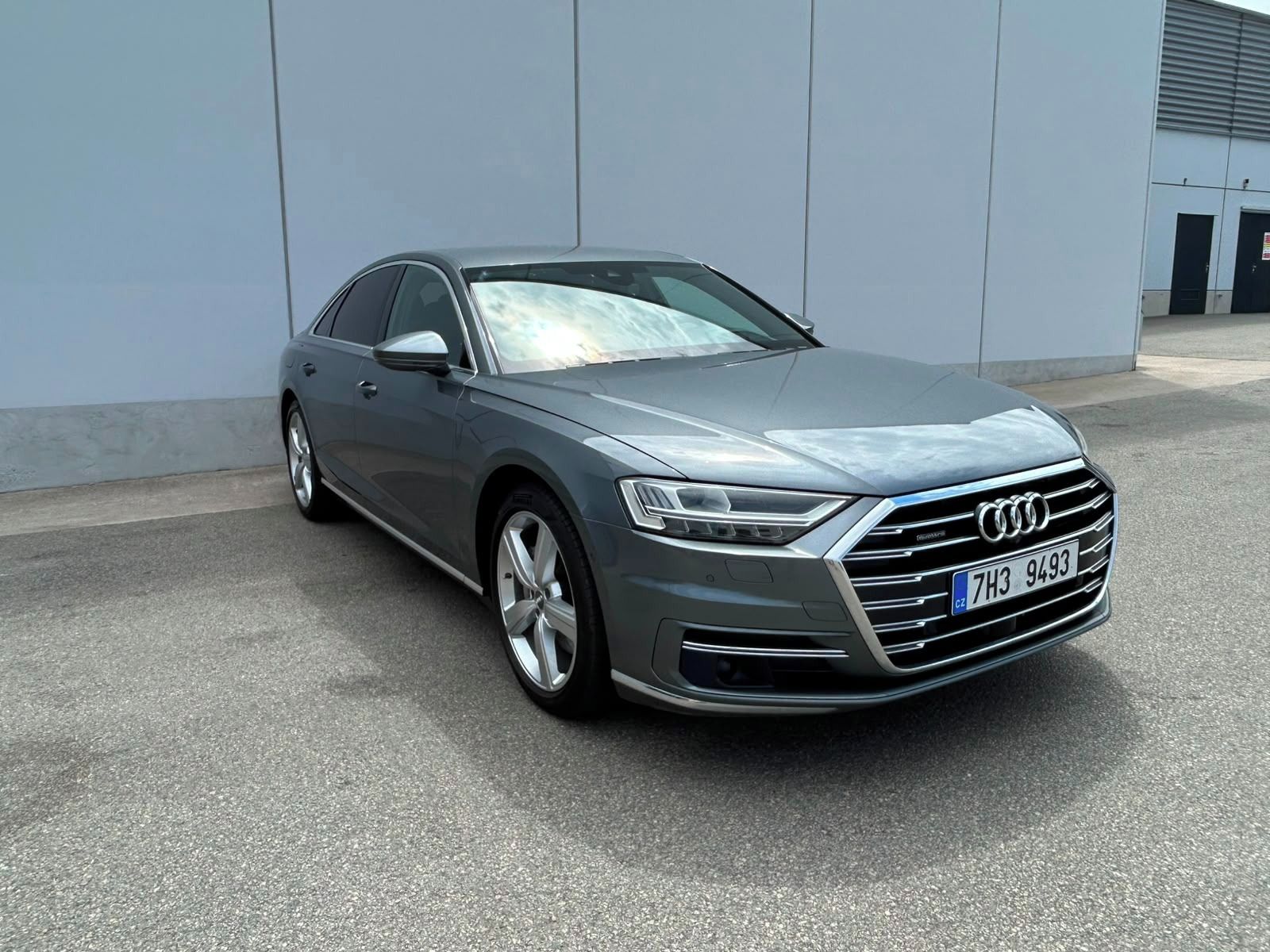 Audi A8, 55 TSFI 250 KW QUATTRO - fotka 3