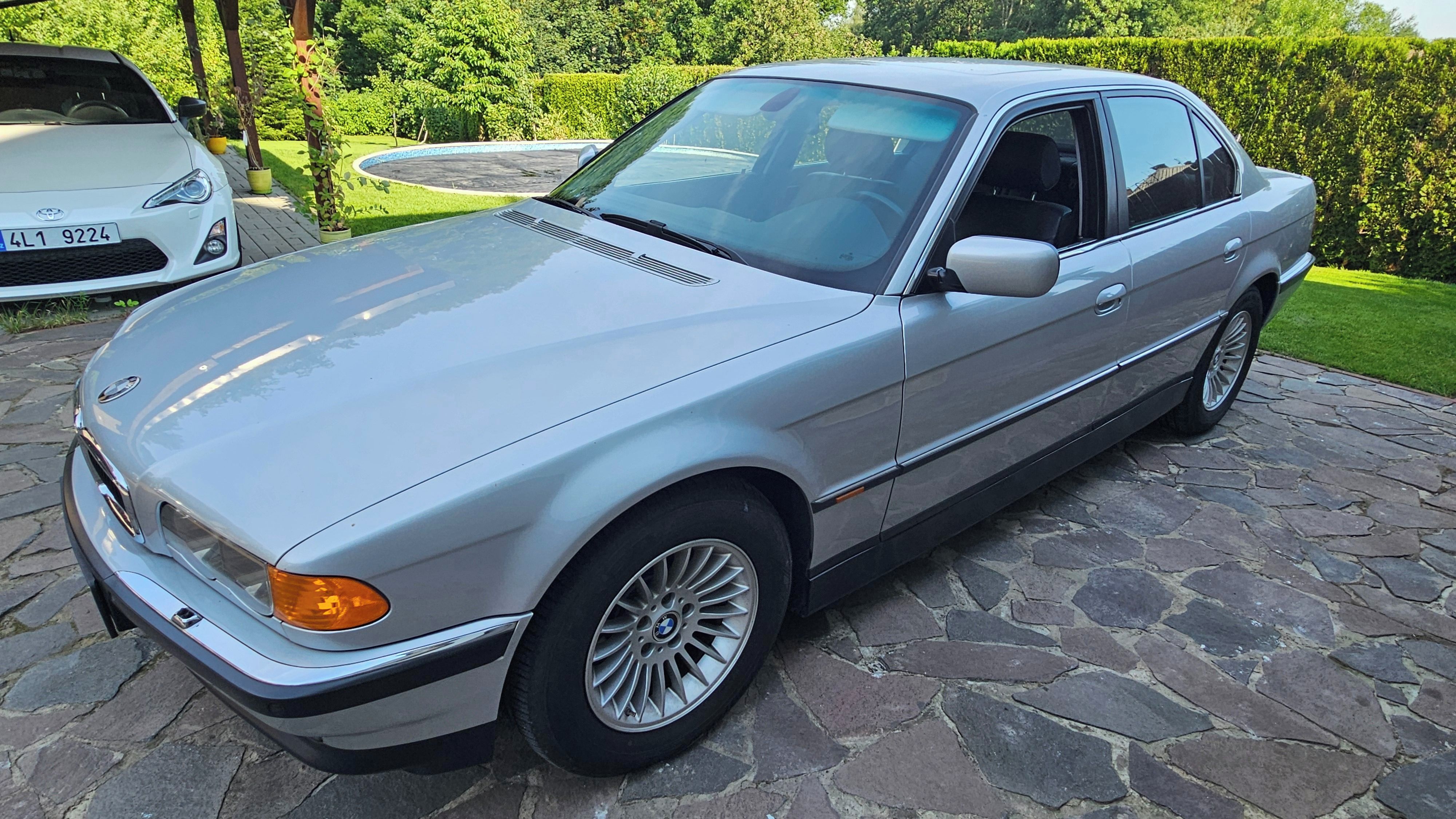BMW Řada 7, BMW 730d r.v. 2001
