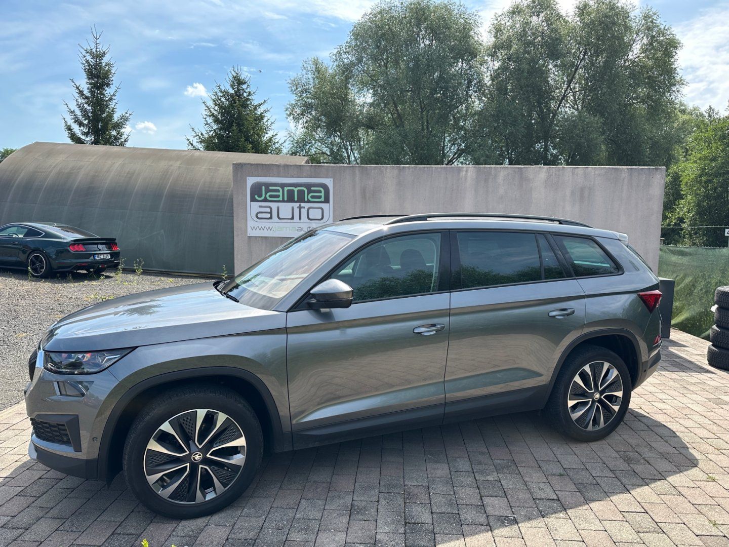 Škoda Kodiaq, 1,5TSI 110kW TOUR 1.MAJ NAVI - fotka 3