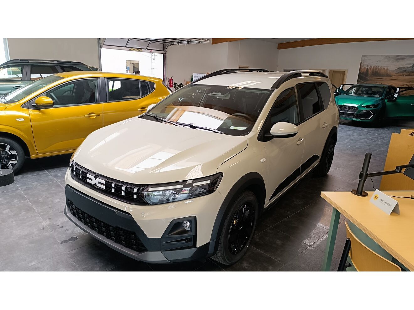 Dacia Jogger, Expression Eco-G 120 5 míst