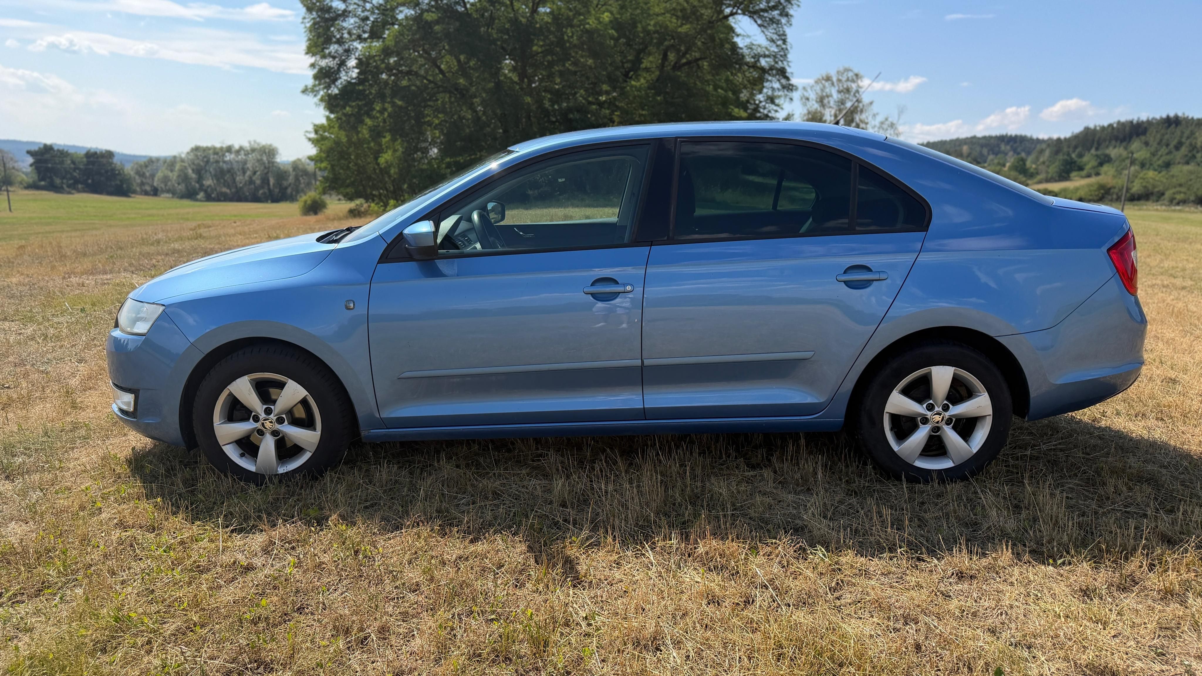 Škoda Rapid, Škoda Rapid 1.2Tsi 63kw 2012 - fotka 3