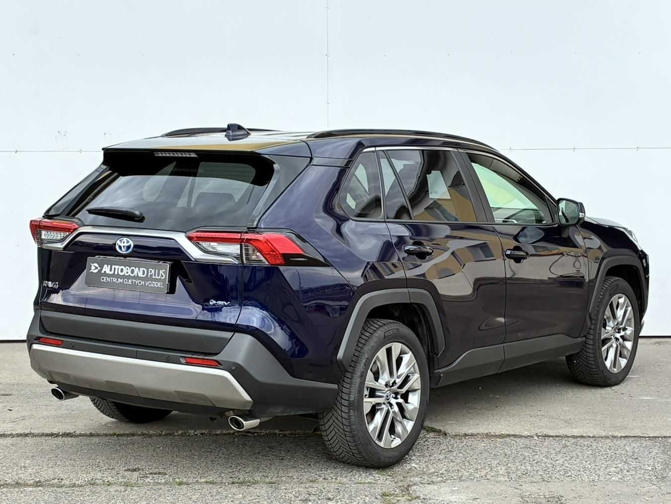 Toyota Rav4, 2.5 HSD e-CVT AWD Exe. JBL - fotka 2