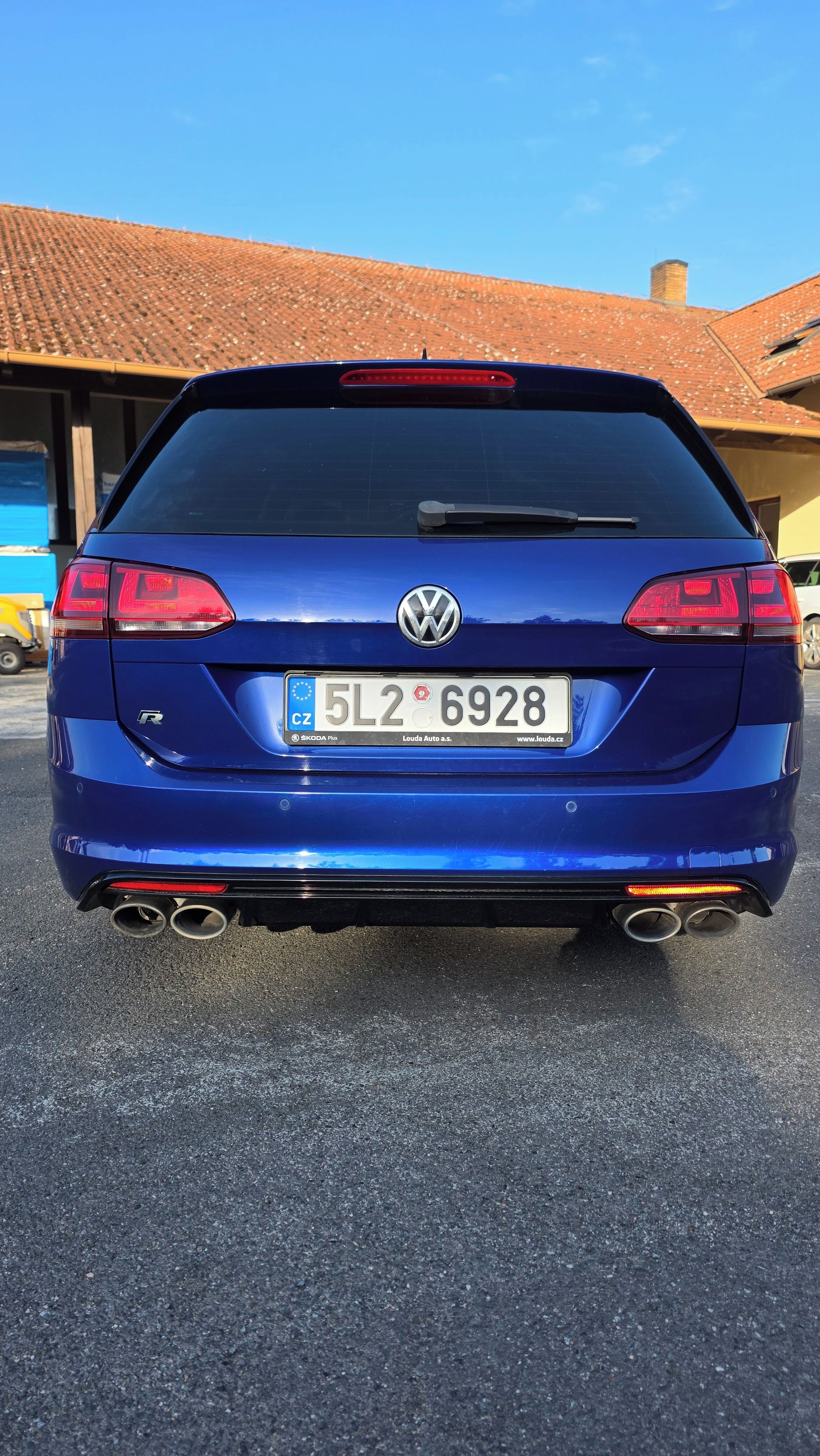 Volkswagen Golf, Vw Golf R Kombi 2.0,221kw,4x4 - fotka 5