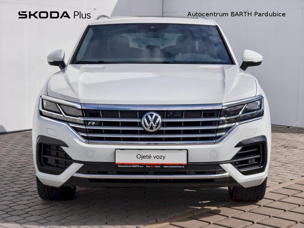 Volkswagen Touareg, V6 3,0 TDI / 210 kW / R-Line / - fotka 4