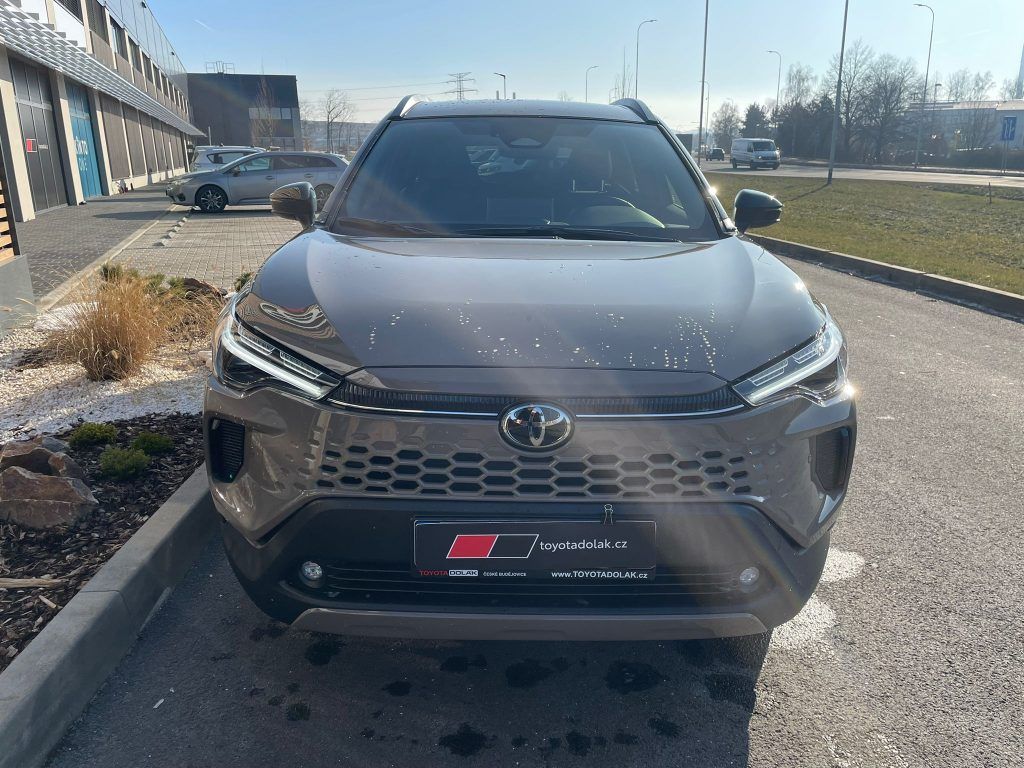 Toyota Corolla Cross, 1.8 Hybrid 140 HP STYLE - fotka 2