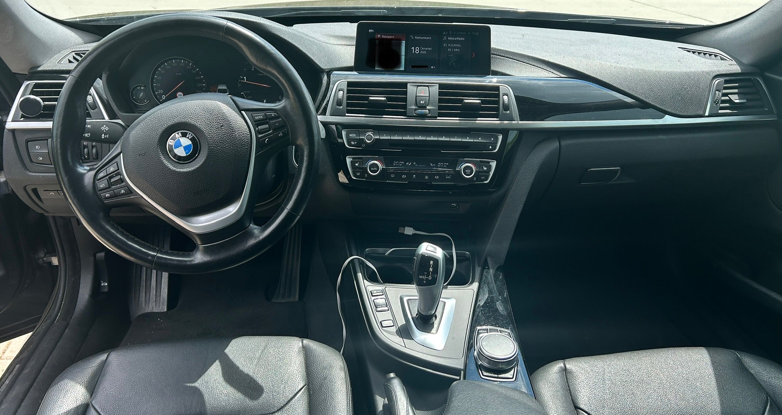 BMW Řada 3, BMW 3 GT 320D 140kW xDrive - fotka 5