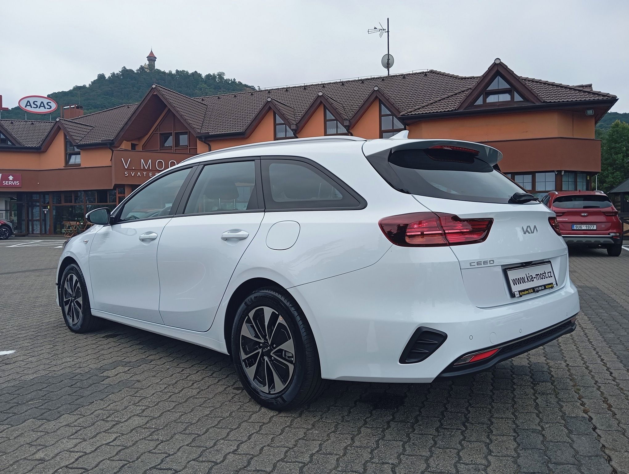 Kia Cee´d SW, 1.5 T-GDi 7DCT SPIN 2025 - fotka 6