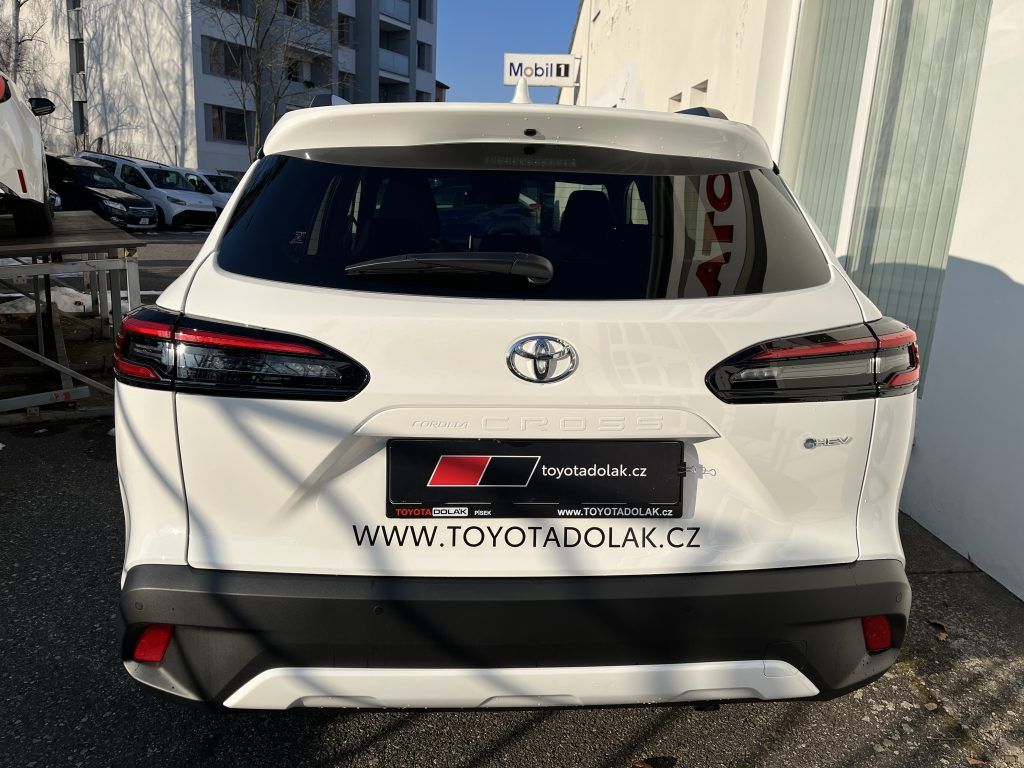 Toyota Corolla Cross, 1.8L HEV Style - fotka 5