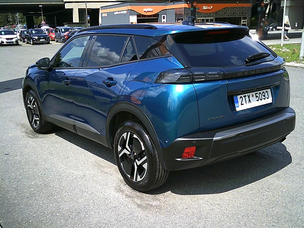 Peugeot 2008, 1.2 PT 100k ALLURE v ZÁRUCE - fotka 3