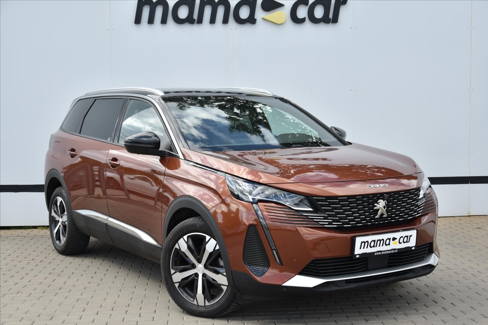 Peugeot 5008, 1.2 PT 96kW ALLURE 7-MÍST ČR