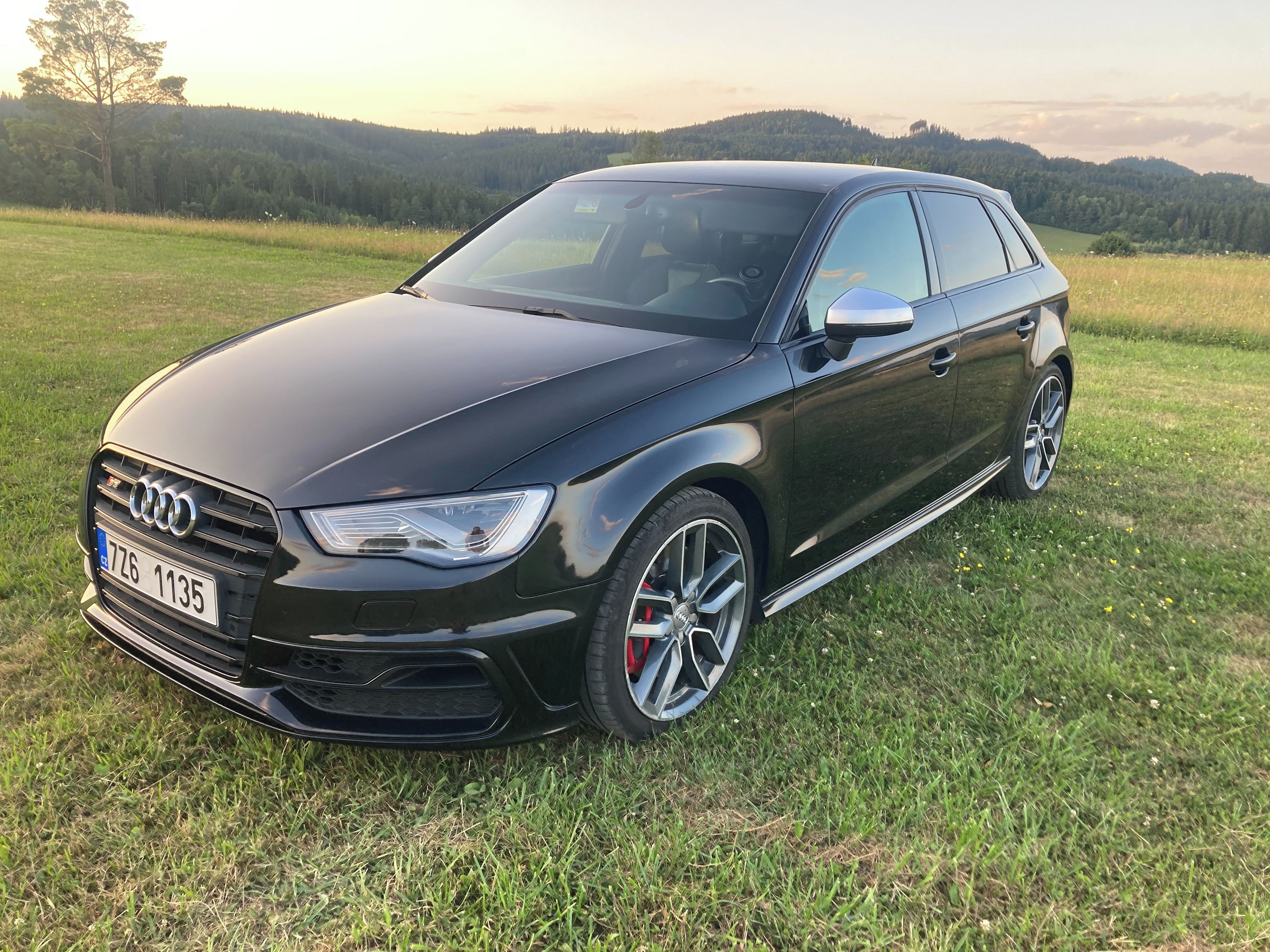 Audi S3, Audi S3 Sportback 2.0 TFSI - fotka 3