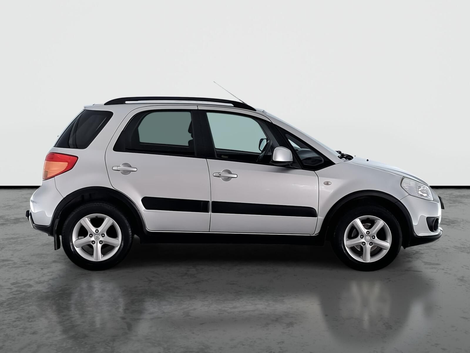 Suzuki SX4, 1.6 VVT, 4X4, ČR,1.maj - fotka 6
