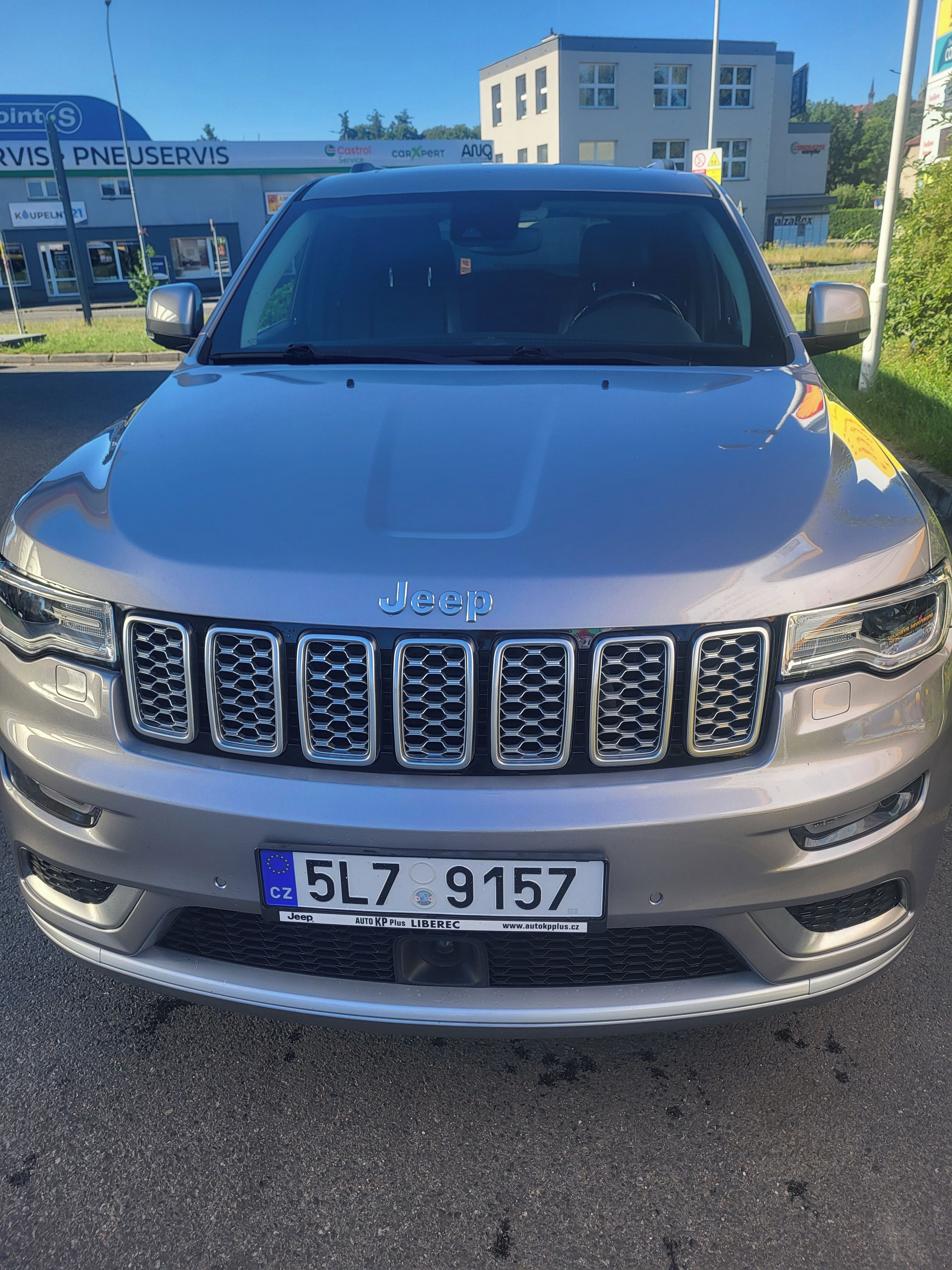Jeep Grand Cherokee, 3.0L V6 CRD SUMMIT - fotka 5