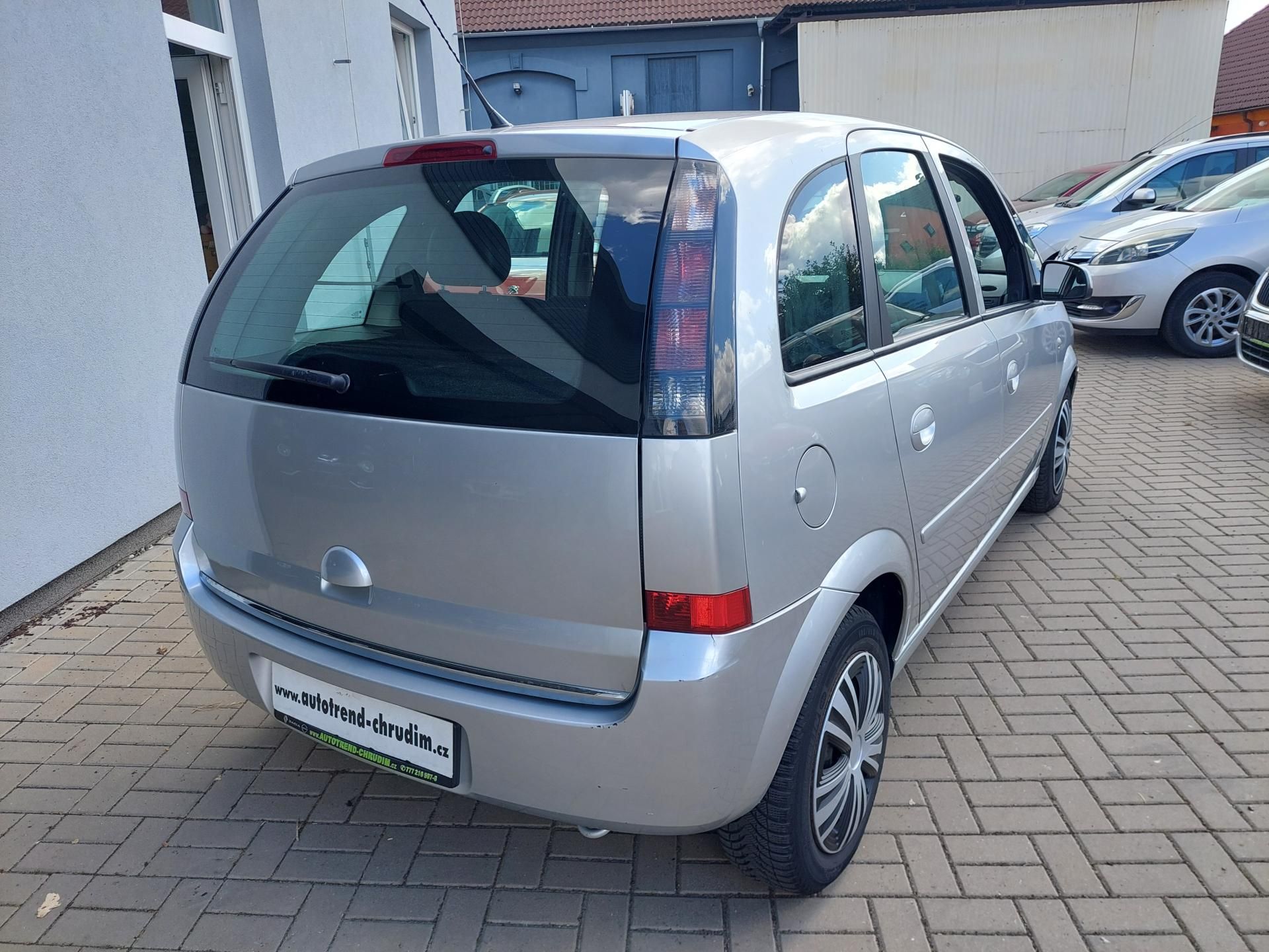 Opel Meriva, 1.6i-16v automat - fotka 6