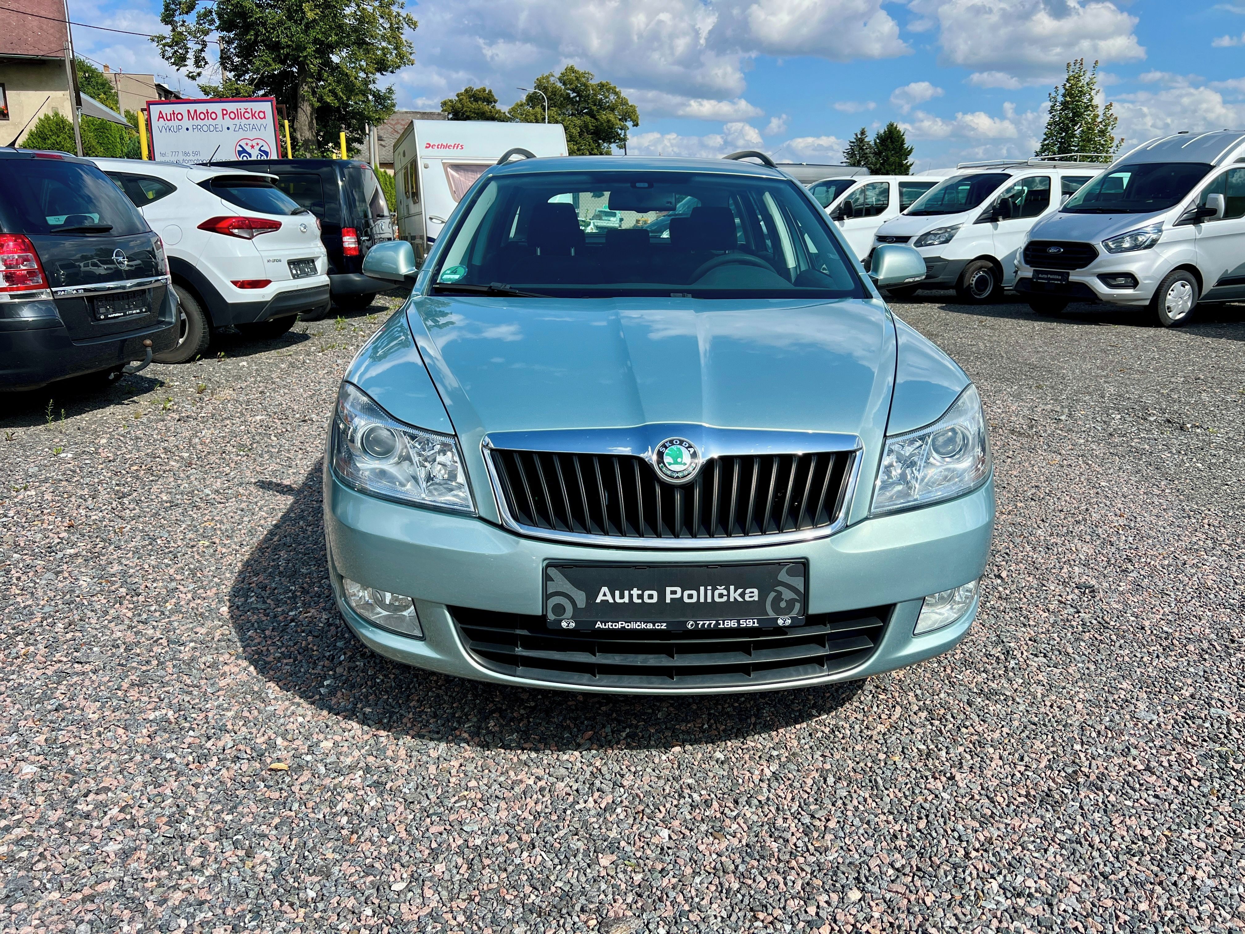 Škoda Octavia, 1.2 TSI 77kW DSG PoServisu - fotka 3