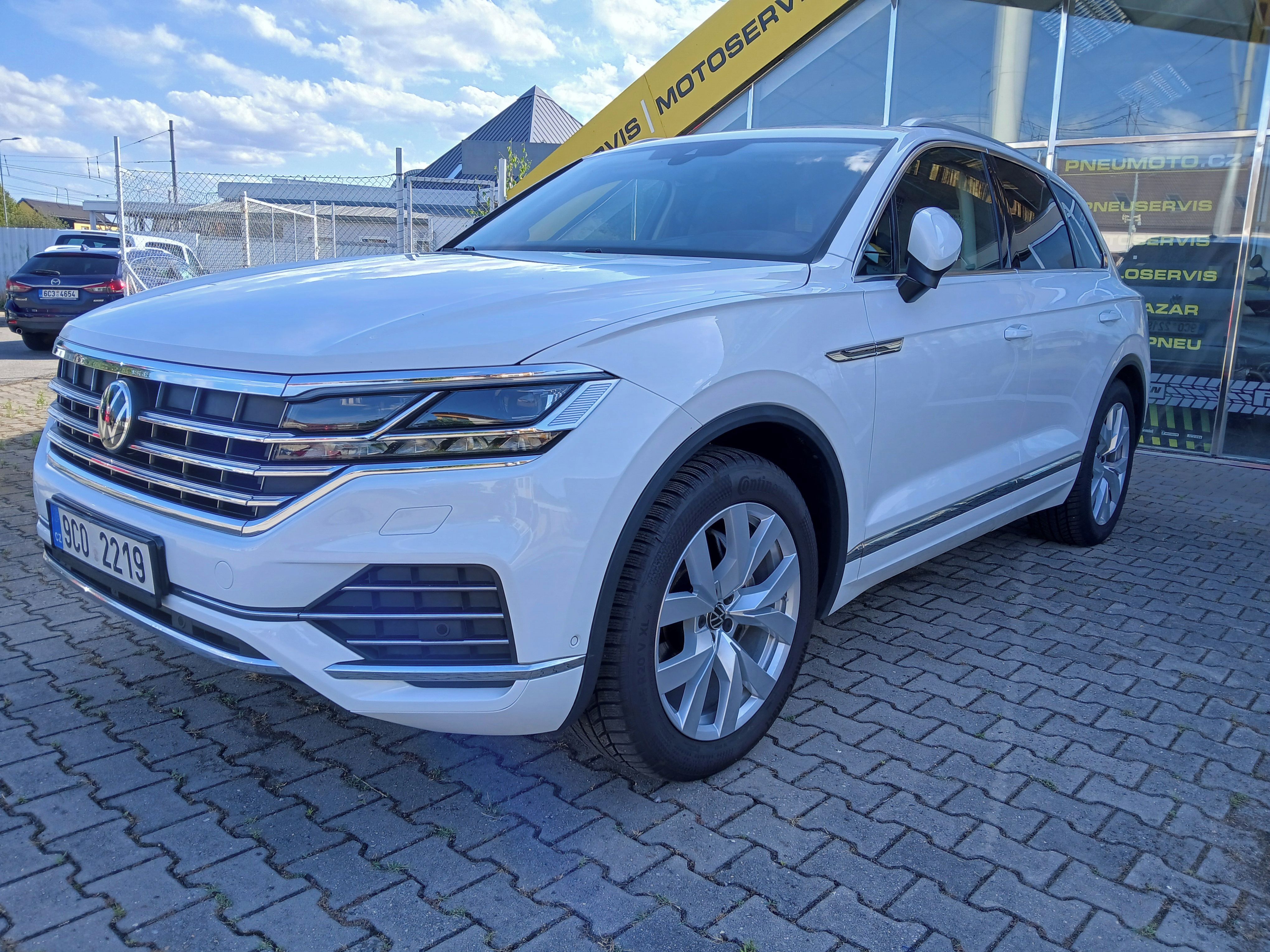 Volkswagen Touareg, 3.0TDI Elegance, 210kw, CZ