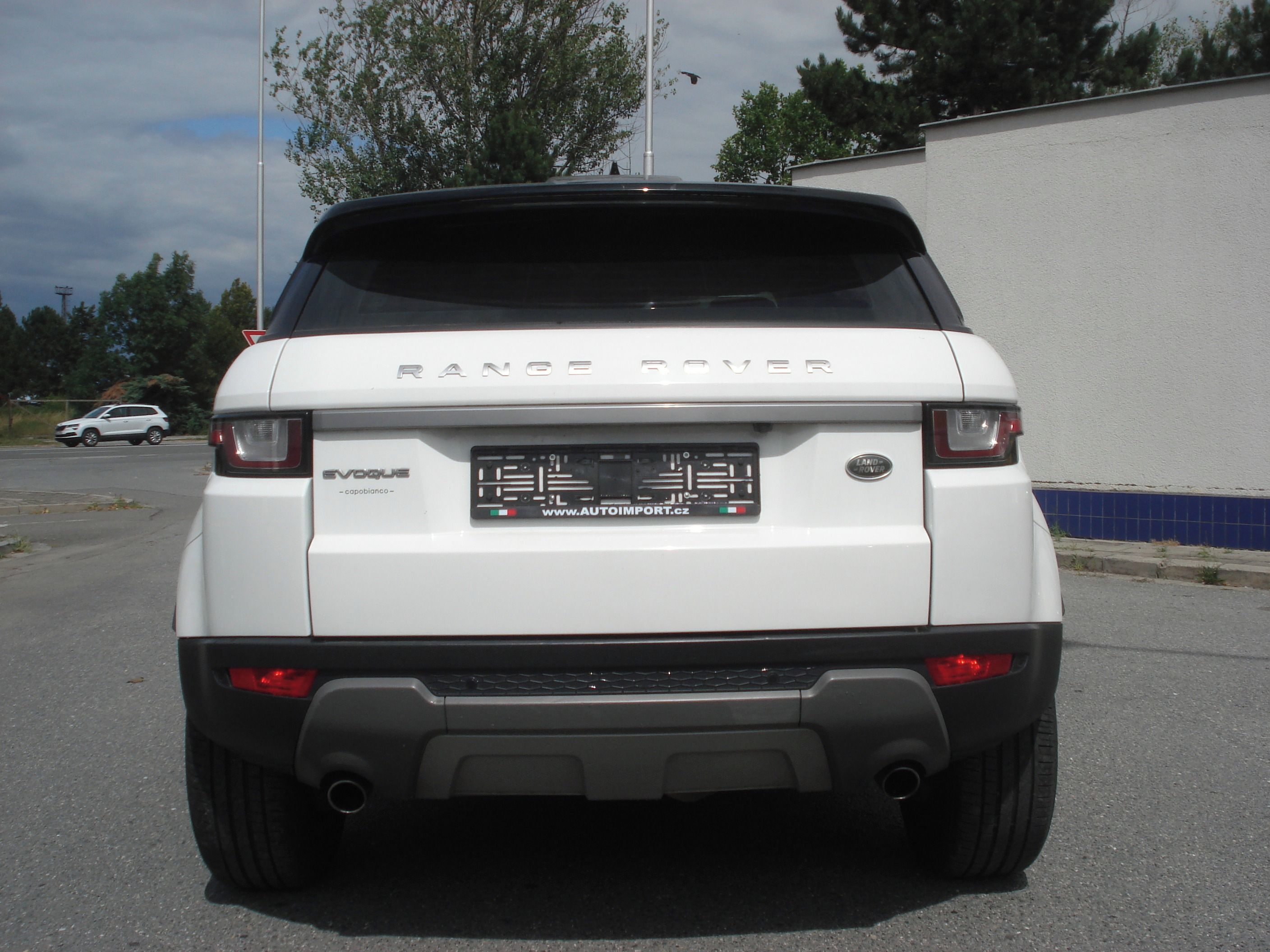 Land Rover Range Rover Evoque, 2.0 TD 4WD AUT TOP - fotka 4