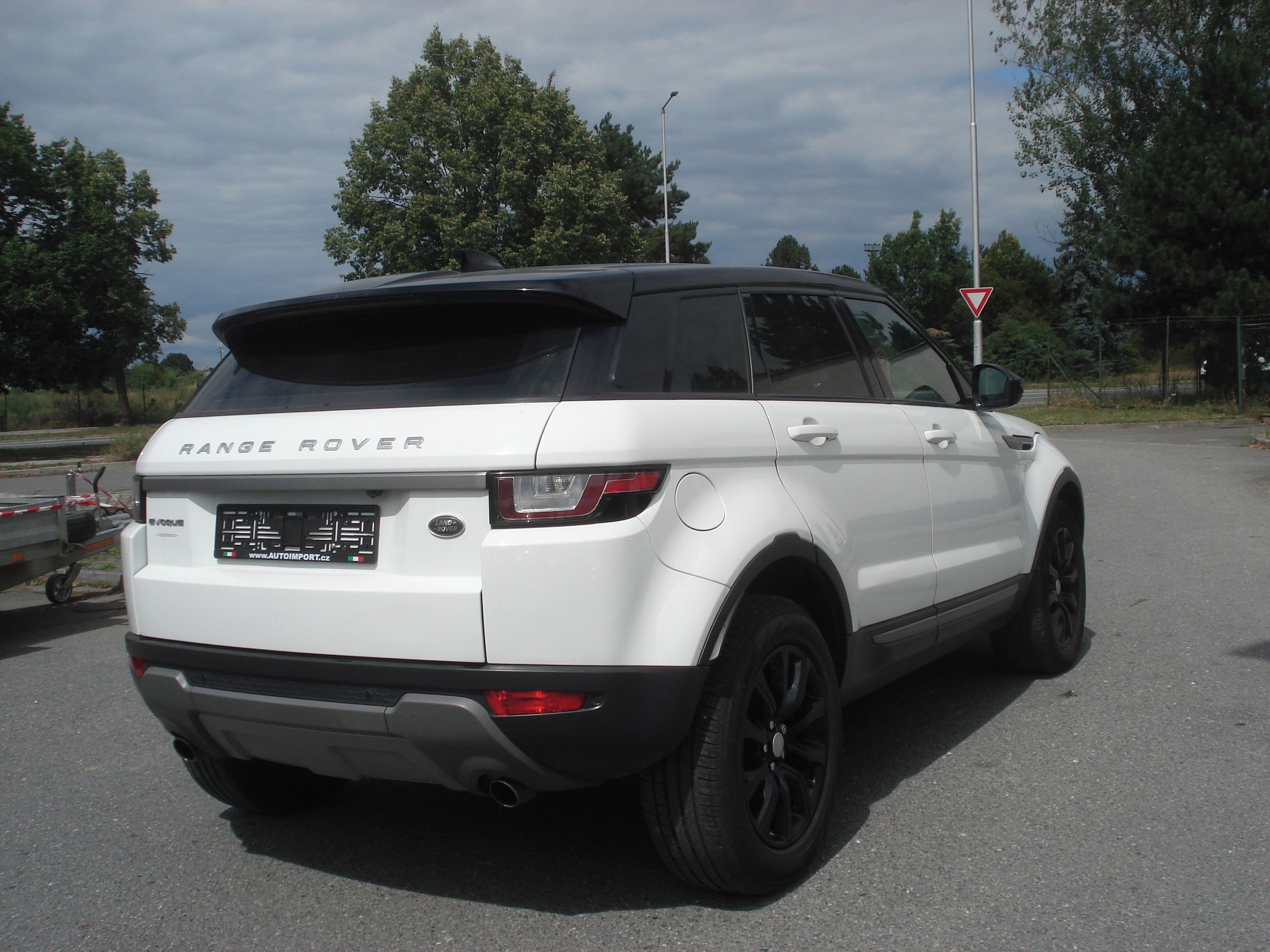 Land Rover Range Rover Evoque, 2.0 TD 4WD AUT TOP - fotka 5