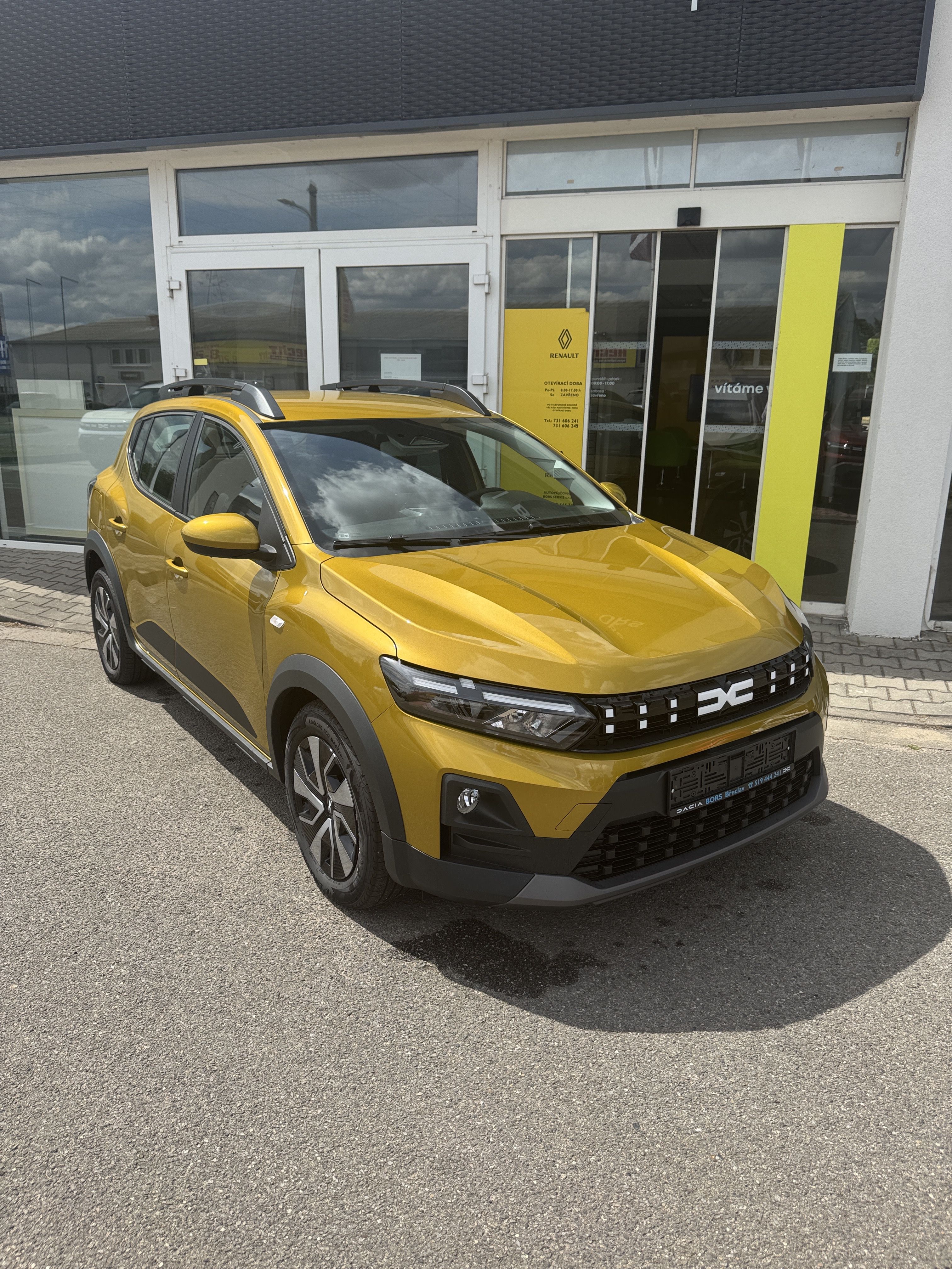 Dacia Sandero, Stepway Expression Eco-G 120 - fotka 2