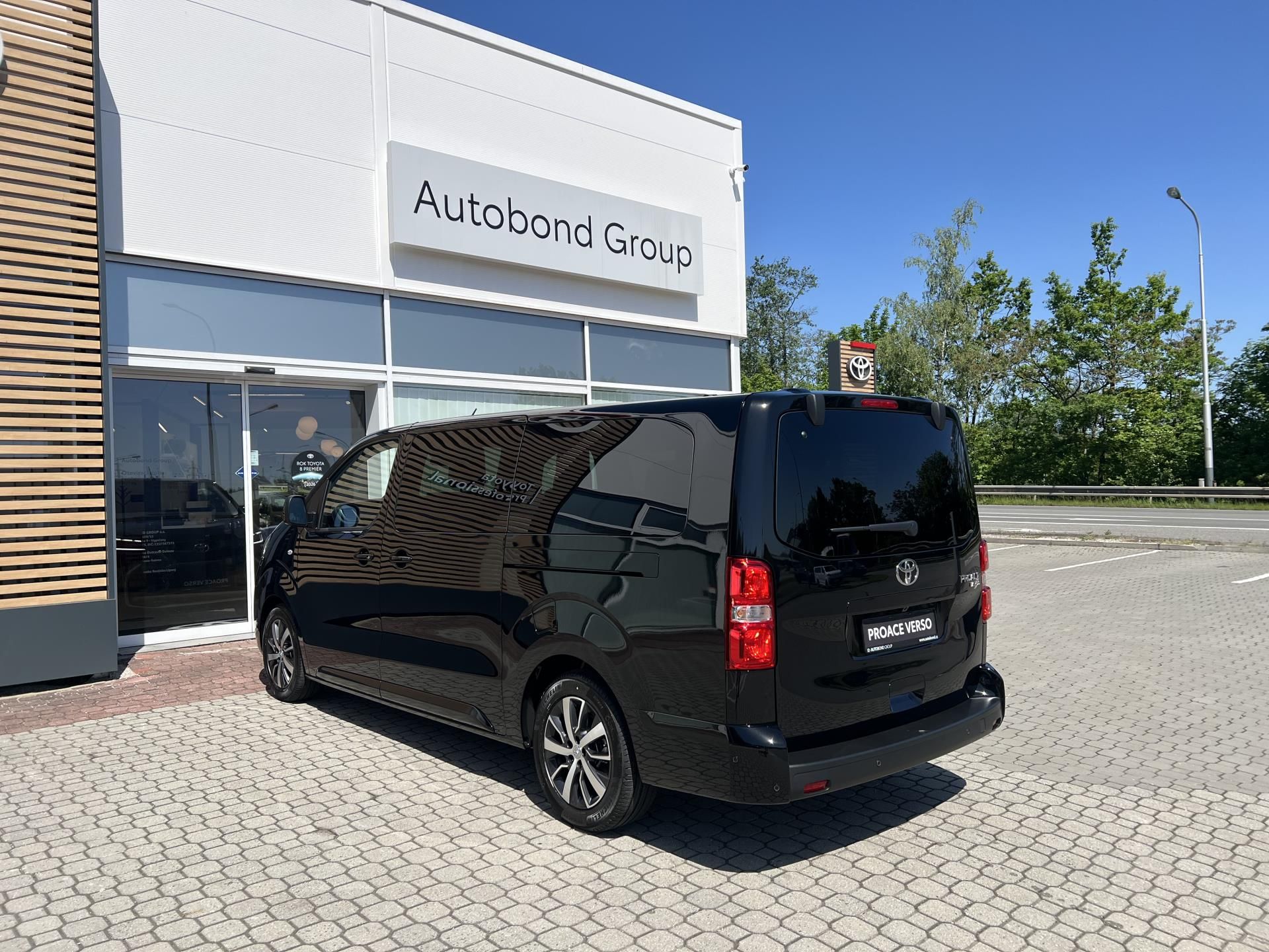 Toyota Proace Verso, 2.2D 8AT VIP 7S Long - fotka 4